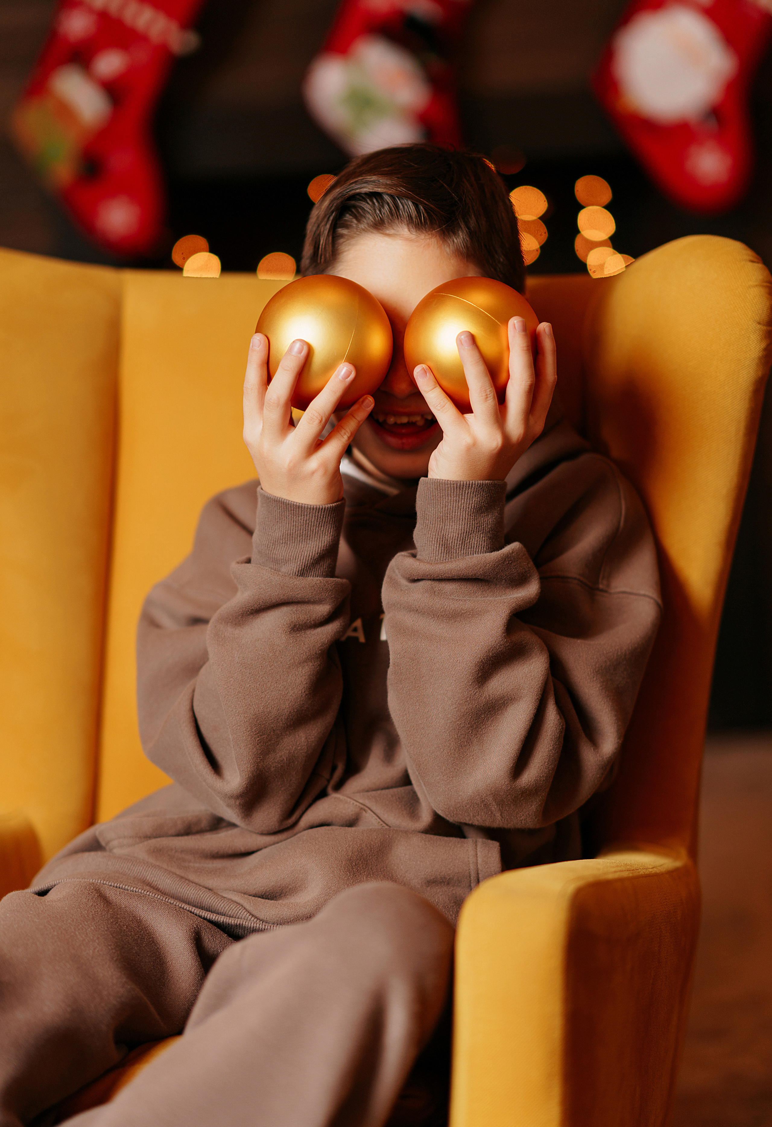 Мы у елочки. Свадебный фотограф