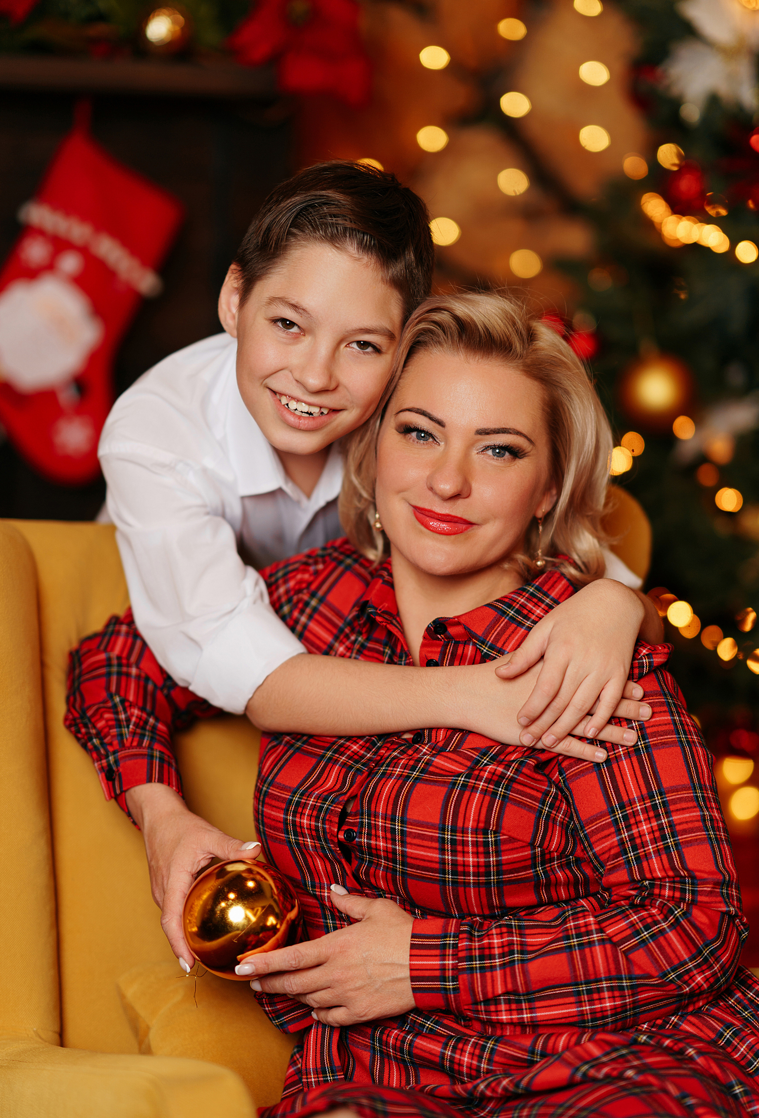 Мы у елочки. Свадебный фотограф