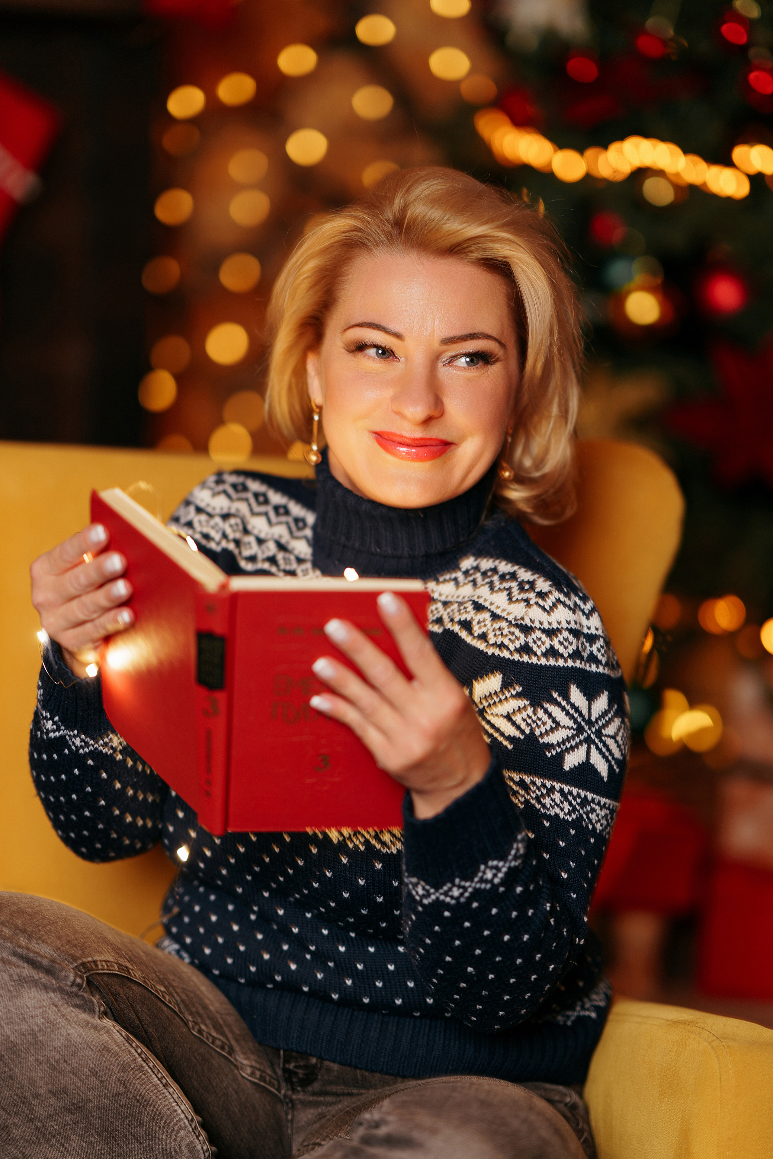 Мы у елочки. Свадебный фотограф