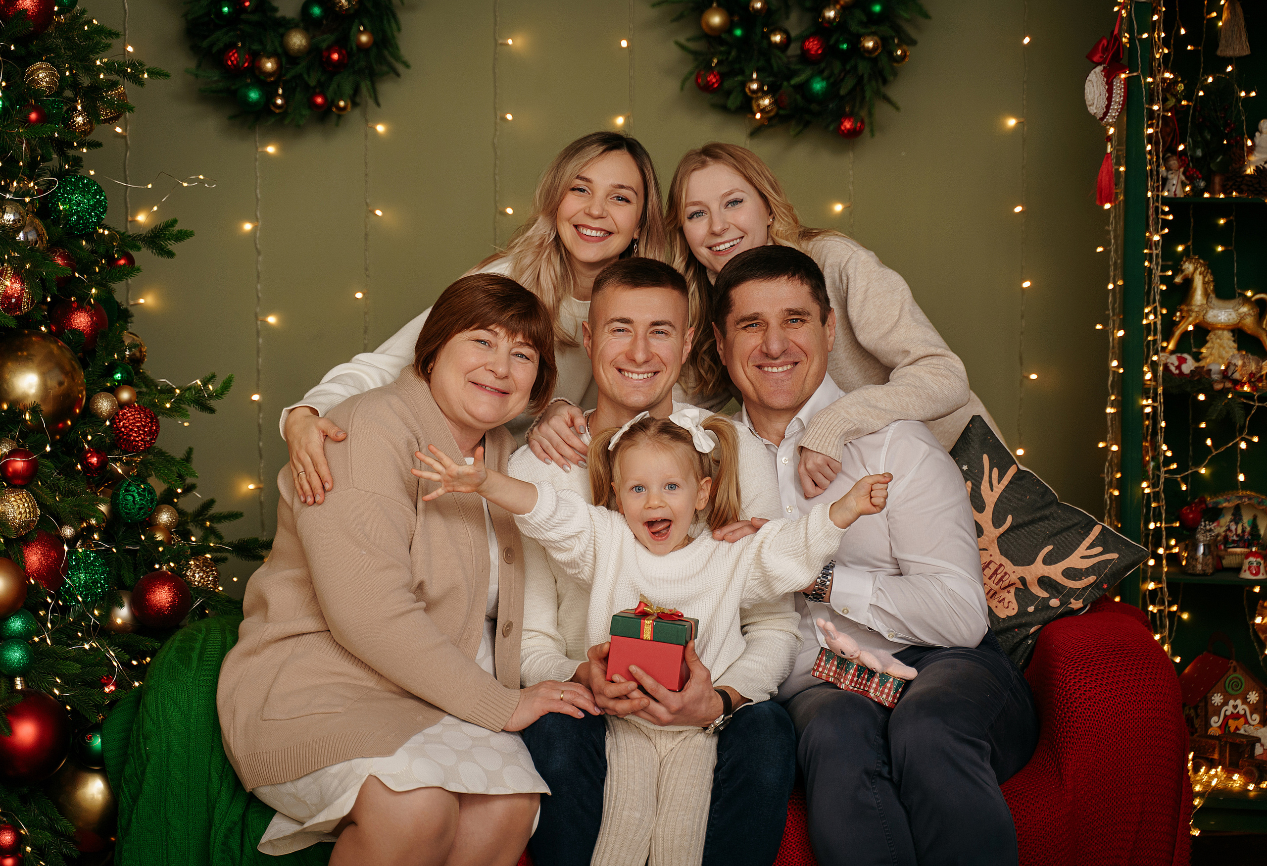 Вас тут много, а я одна