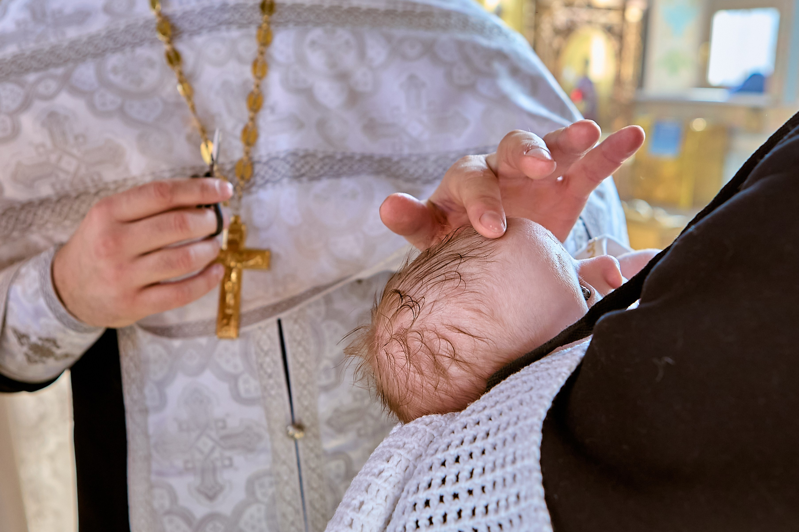 Момент пострига таинство Крещения г Дзержинск фото Николая Голованова