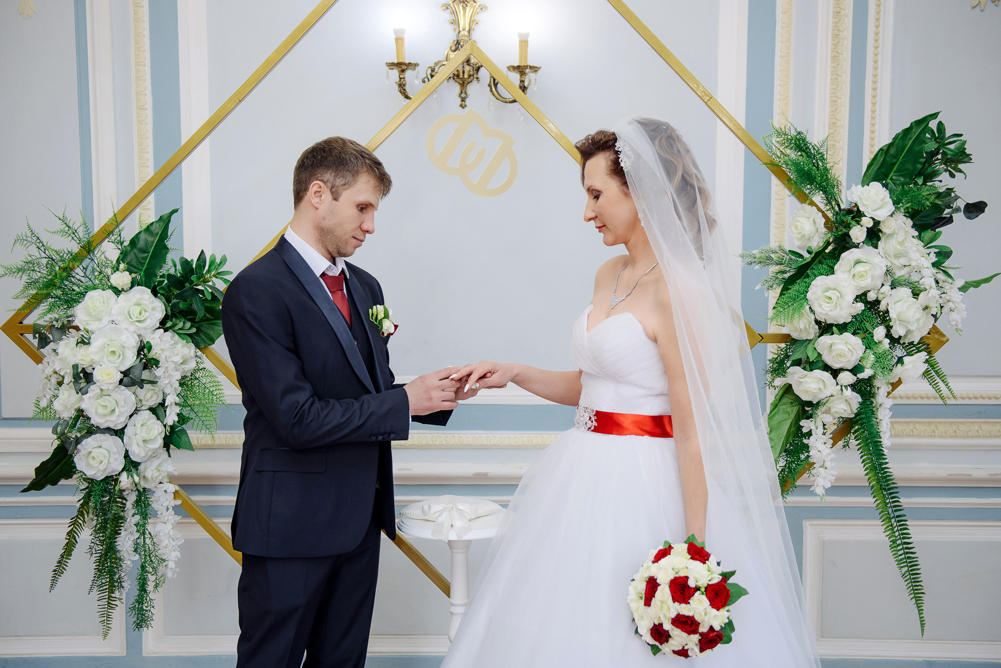 Анонс. Свадебная фотосессия Марианны и Юрия. Свадебный и семейный фотограф Александр Клюев