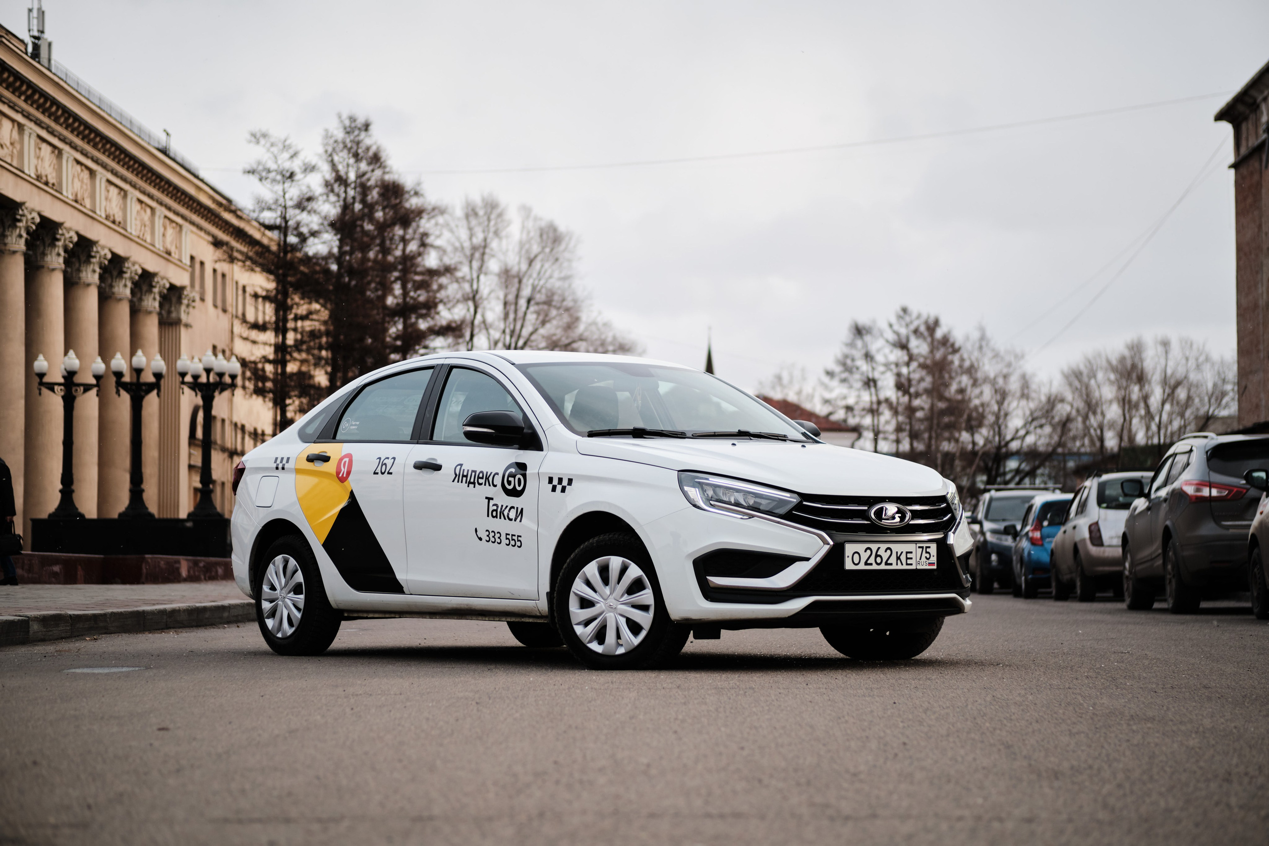Новый автопарк Яндекс такси в Новокузнецке. Свадебный и семейный фотограф в Новокузнецке Иван Иванов