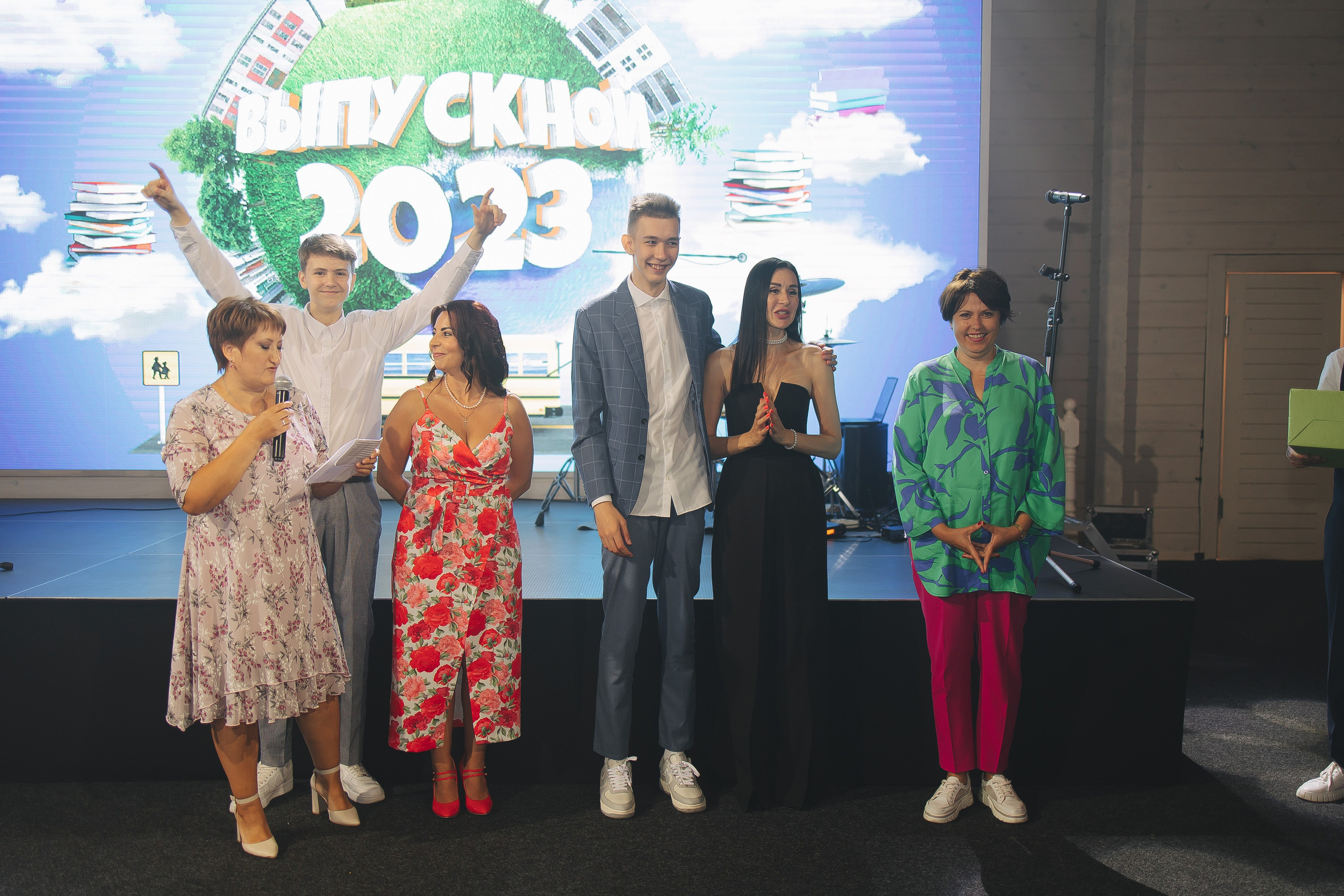 Выпускной Сосны. Свадебный и женский фотограф