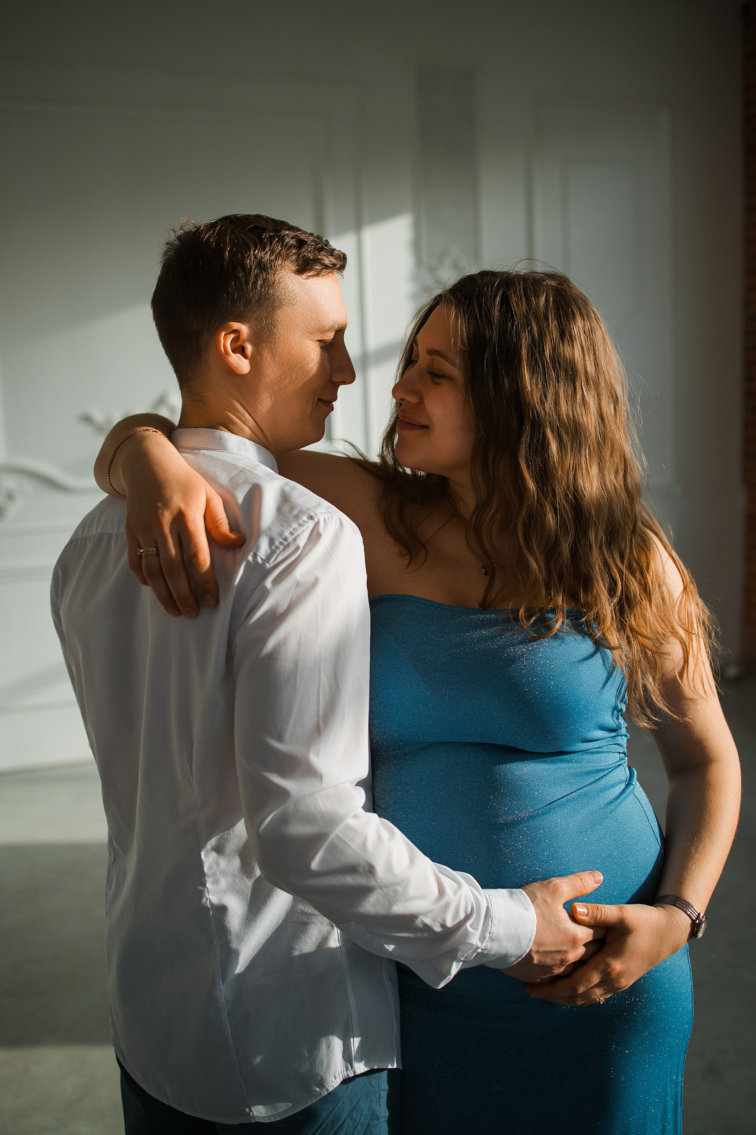 Романтическая фотосъемка в фотостудии. Выпускные альбомы в Серпухове