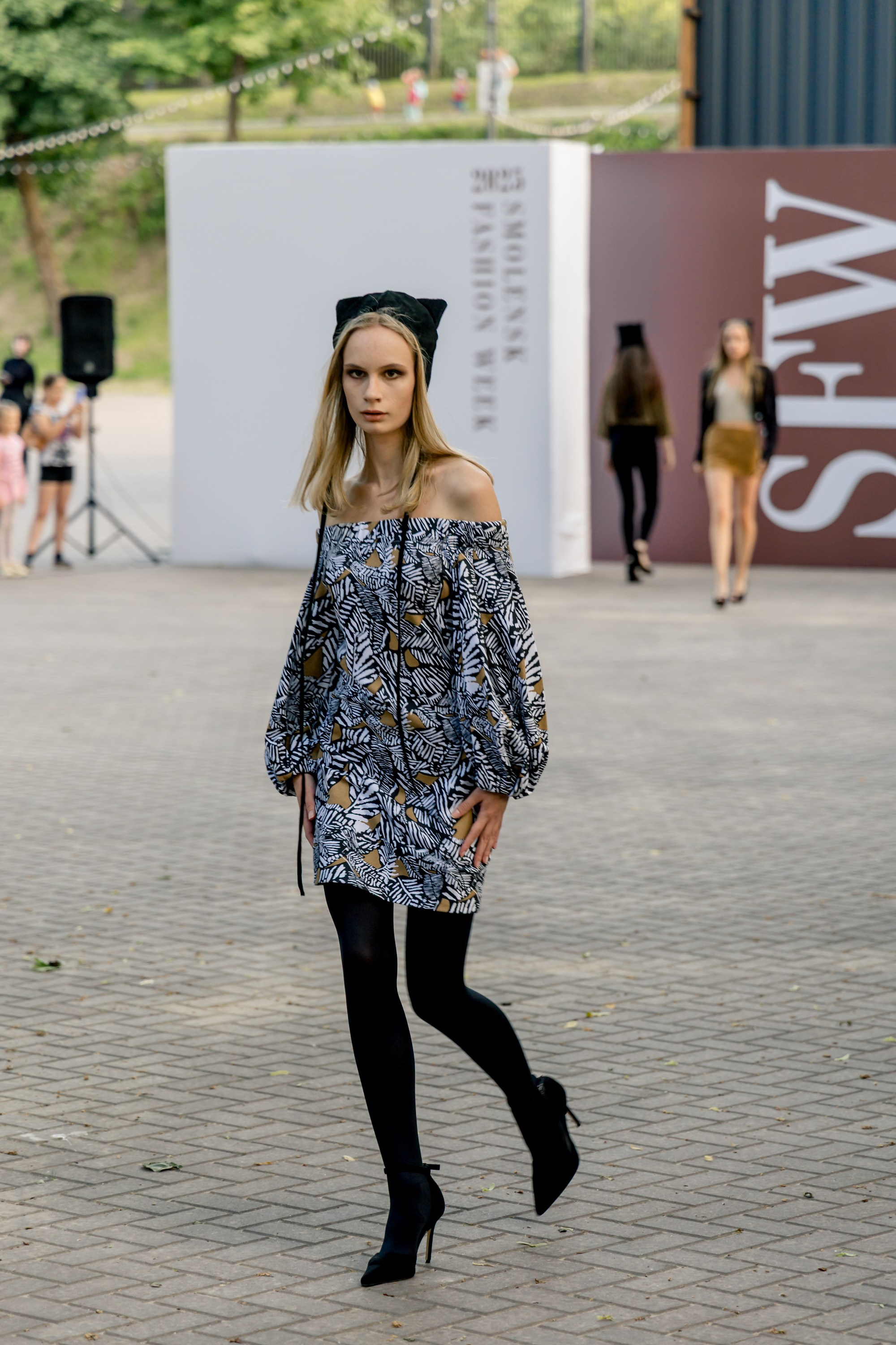 Smolensk Fashion Week 2025_показы_ДЕНЬ 1_ВЕЧЕРНИЙ ПОКАЗ_19:00. Главная