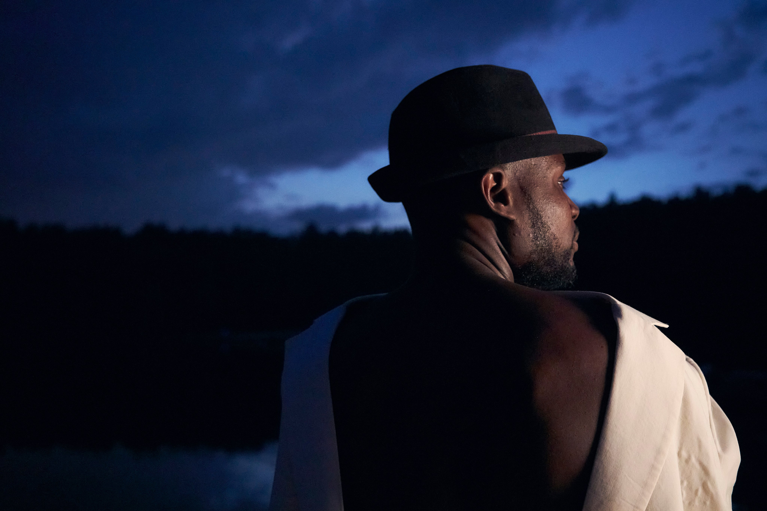 Фотосеесия на озере в Лыткаринском карьере. Анна Потявина. Фотограф Москва