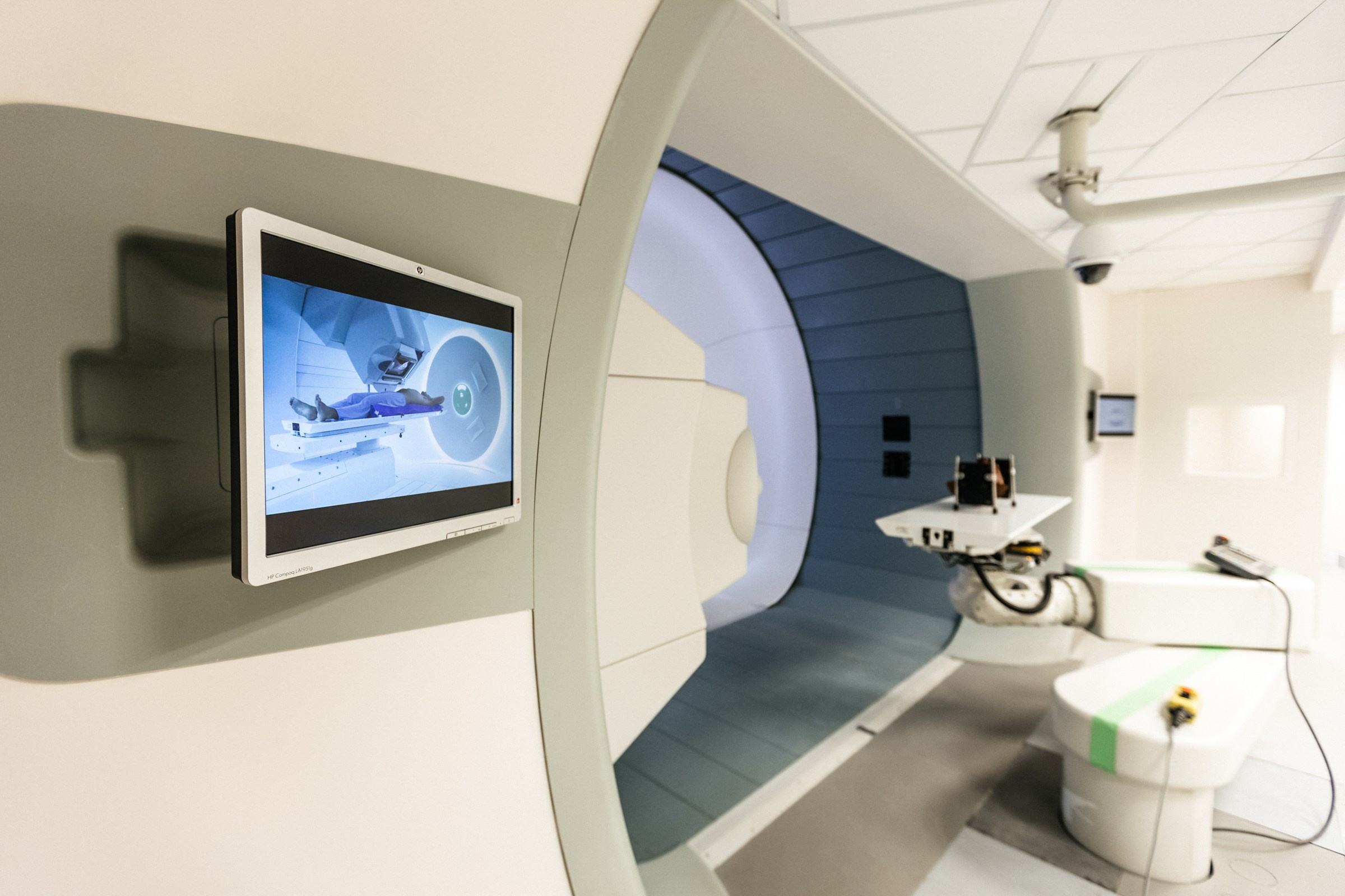 IBA Belgium / Монтаж установки цилотрон. Свадебный фотограф в Ульяновске Алексей Китов