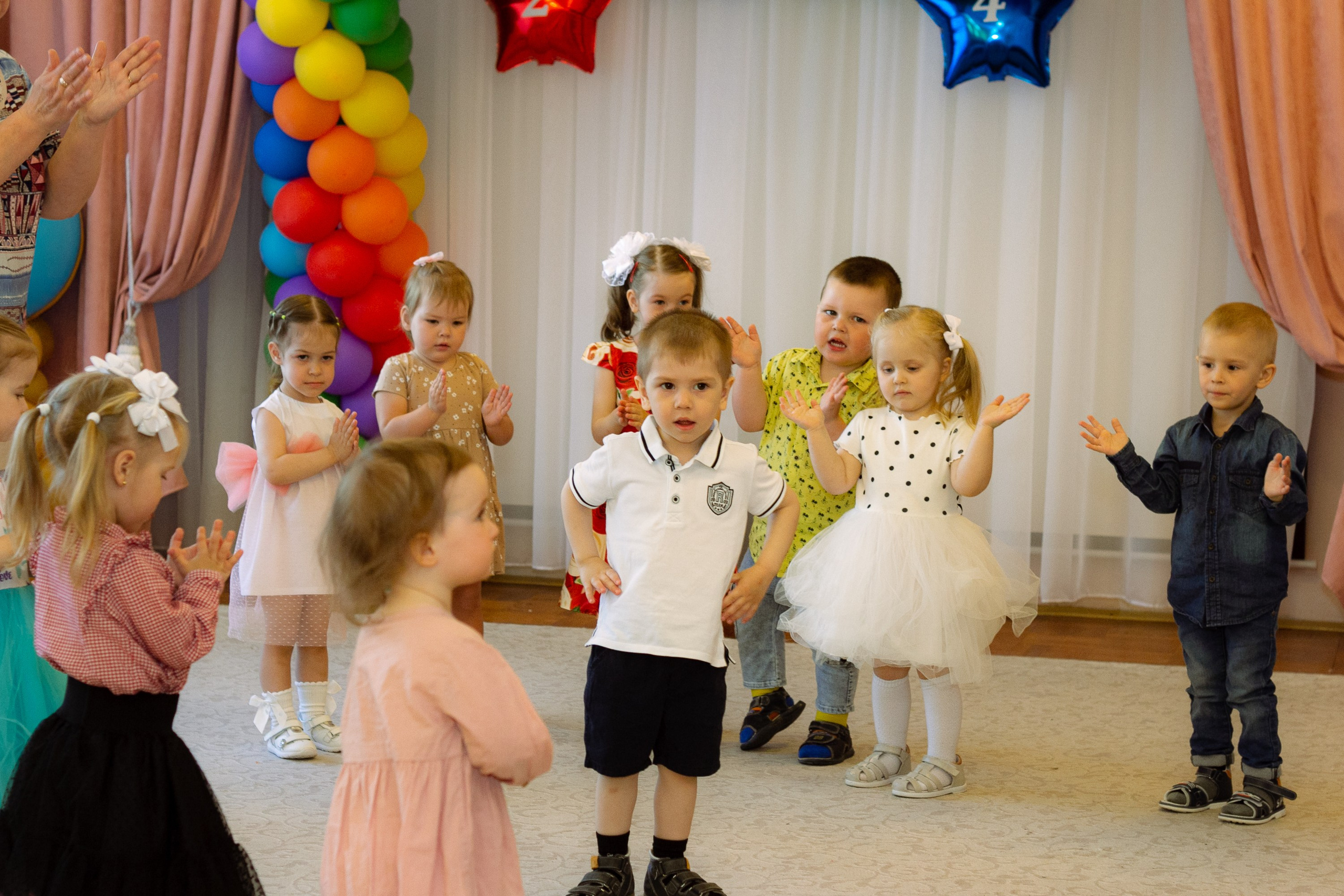 Утренник в яслях. Фотограф Великий Новгород Татьяна Чиглинцева