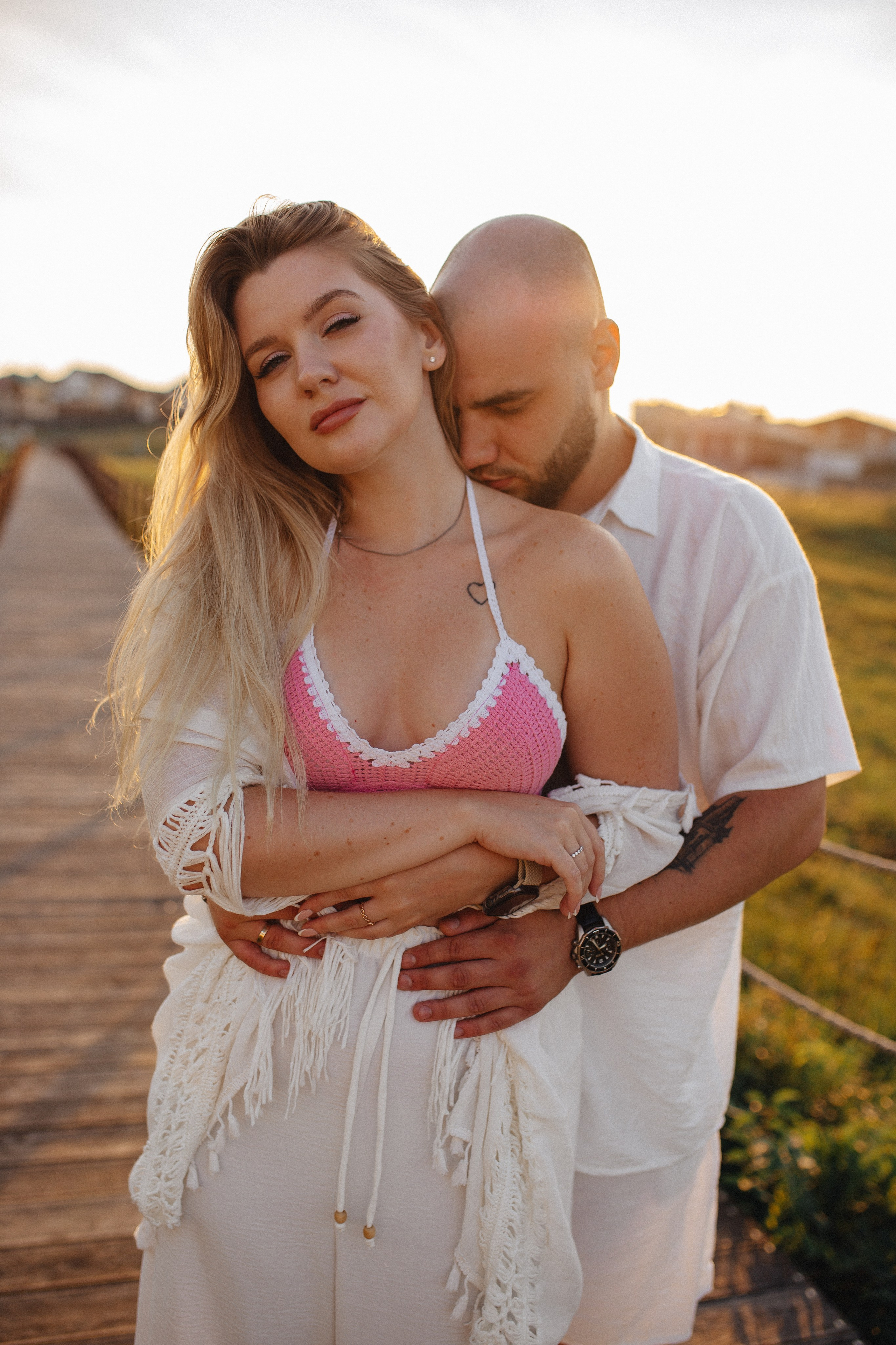 Летним вечером на пляже. Свадебный фотограф Новосибирск