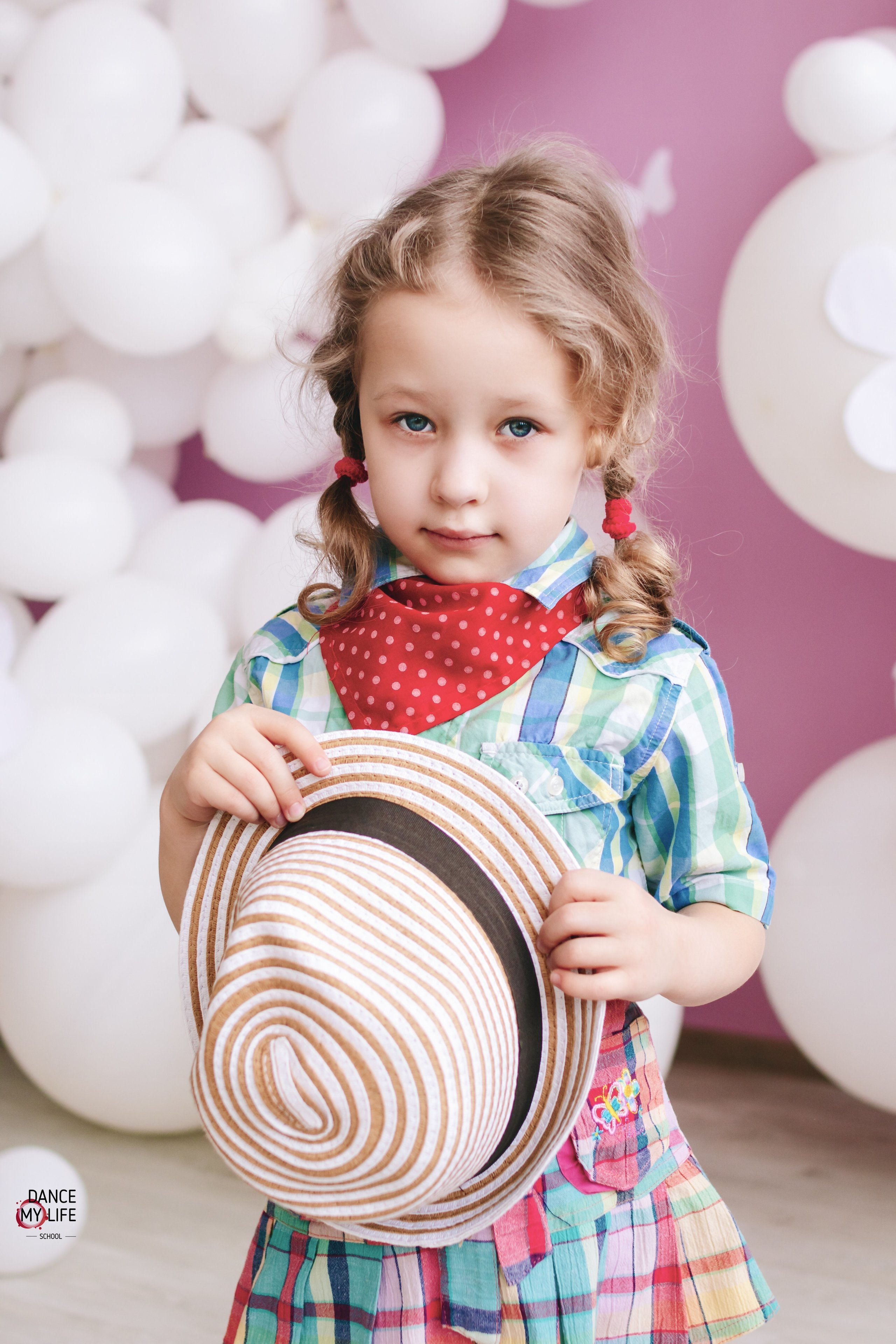Детская фотография в Краснодар, Сочи, Москва, СПб. Бизнес, мужской фотограф в Краснодаре | Аксёнов Алексей Владимирович