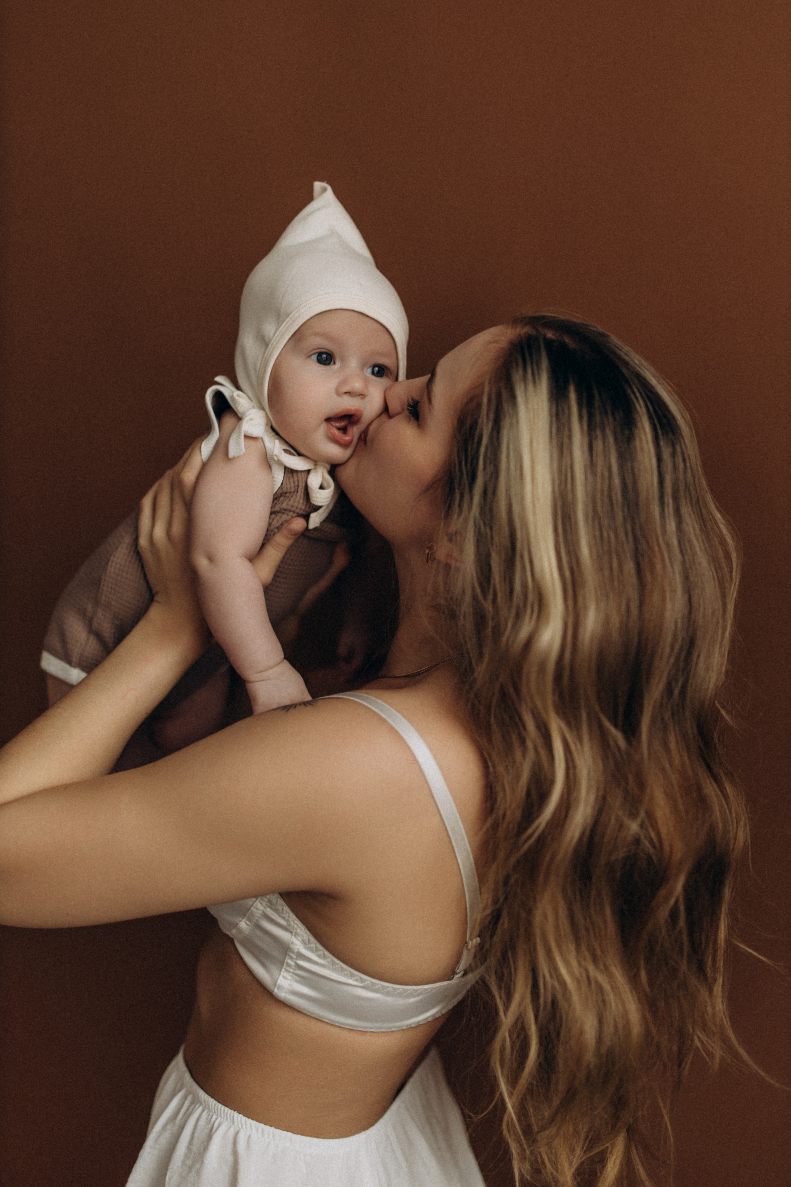 София и Леон. Услуги