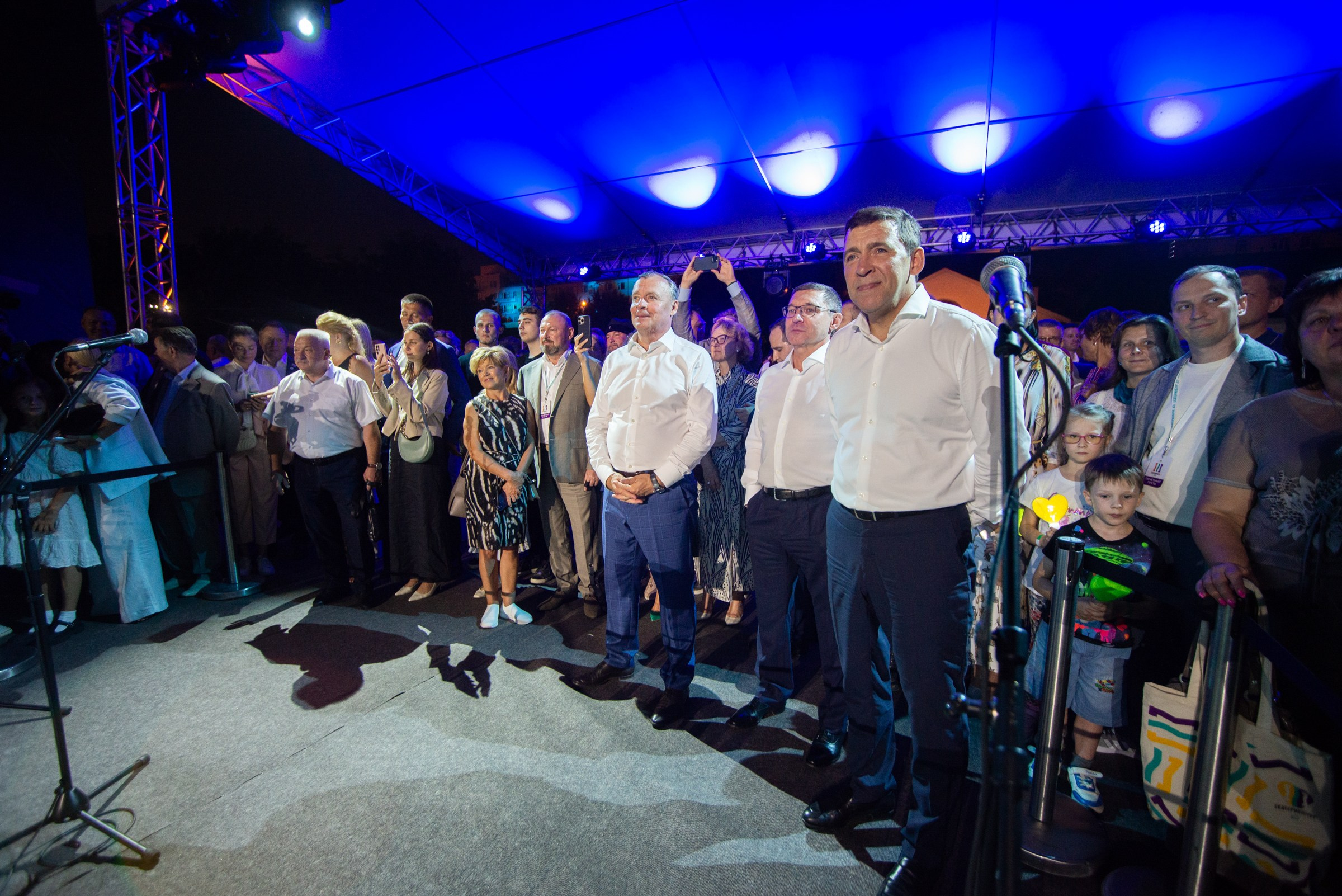 Репортажный фотограф в Екатеринбурге Ирина Смирнова. Профессиональный фотограф в Екатеринбурге Ирина Смирнова