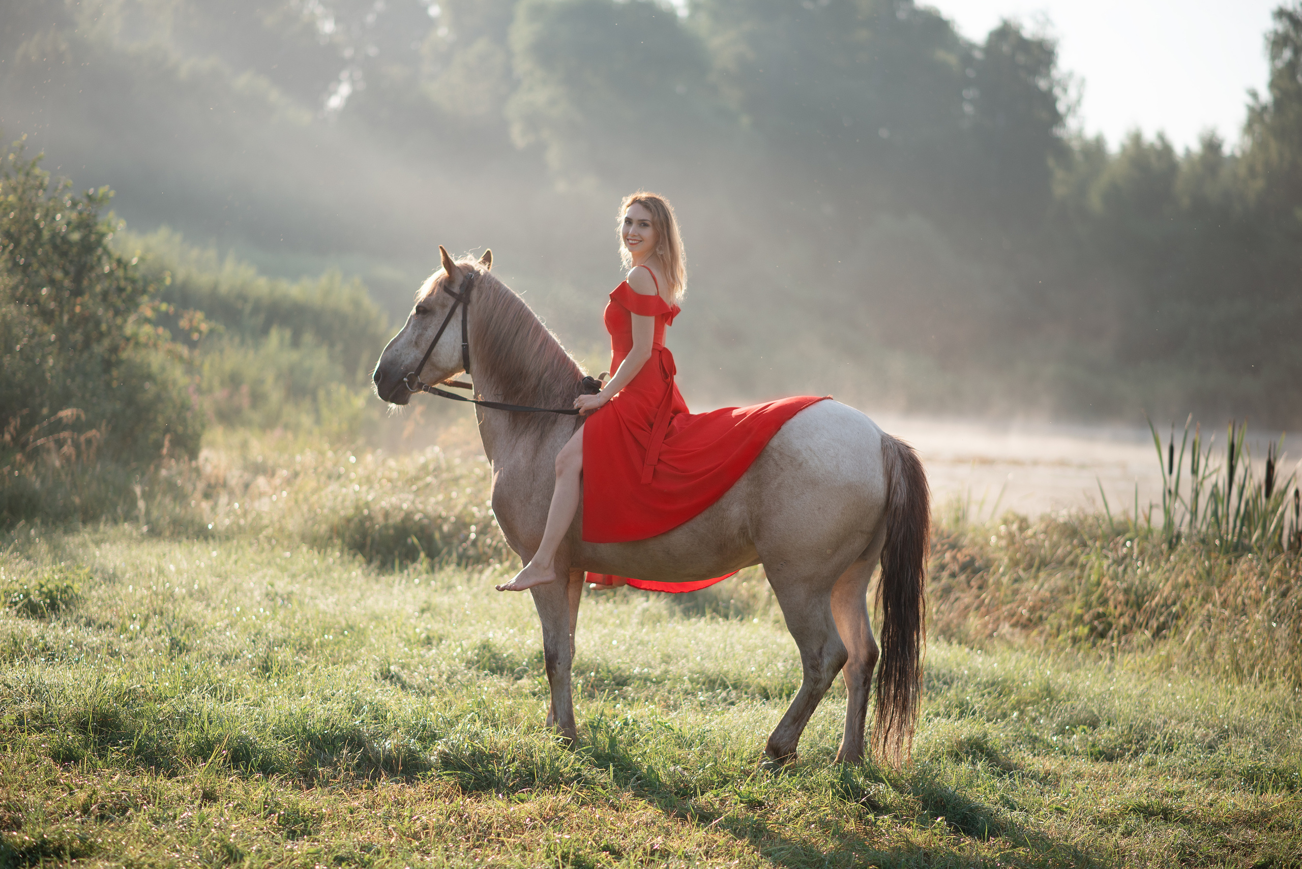 Алия https://music.yandex.ru/artist/15477724. Портретный фотограф в Казани Татьяна Домарад