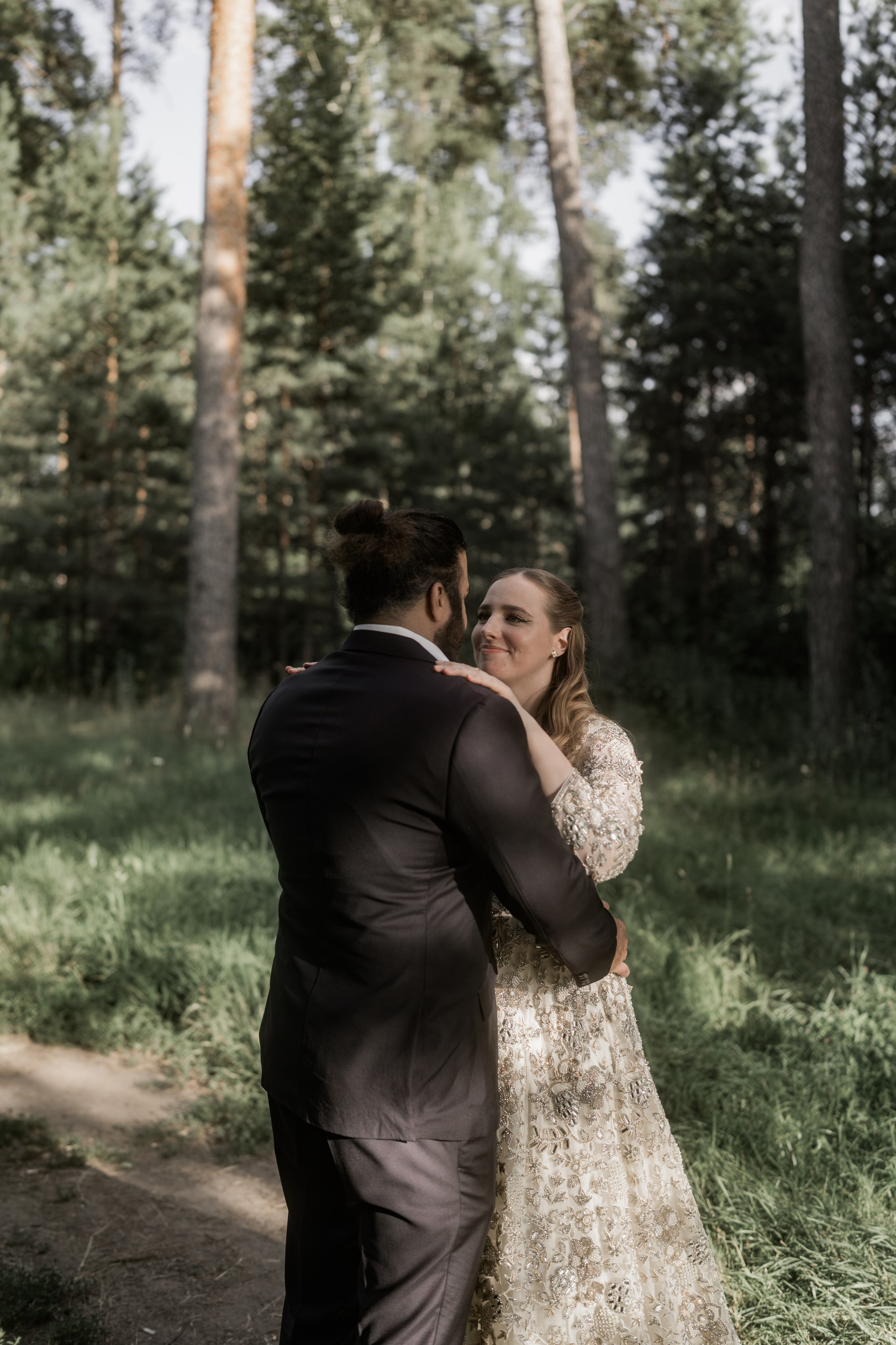 Свадьба Умар и Мила. Прогулка. Свадебный и индивидуальный фотограф Аля Мамакова