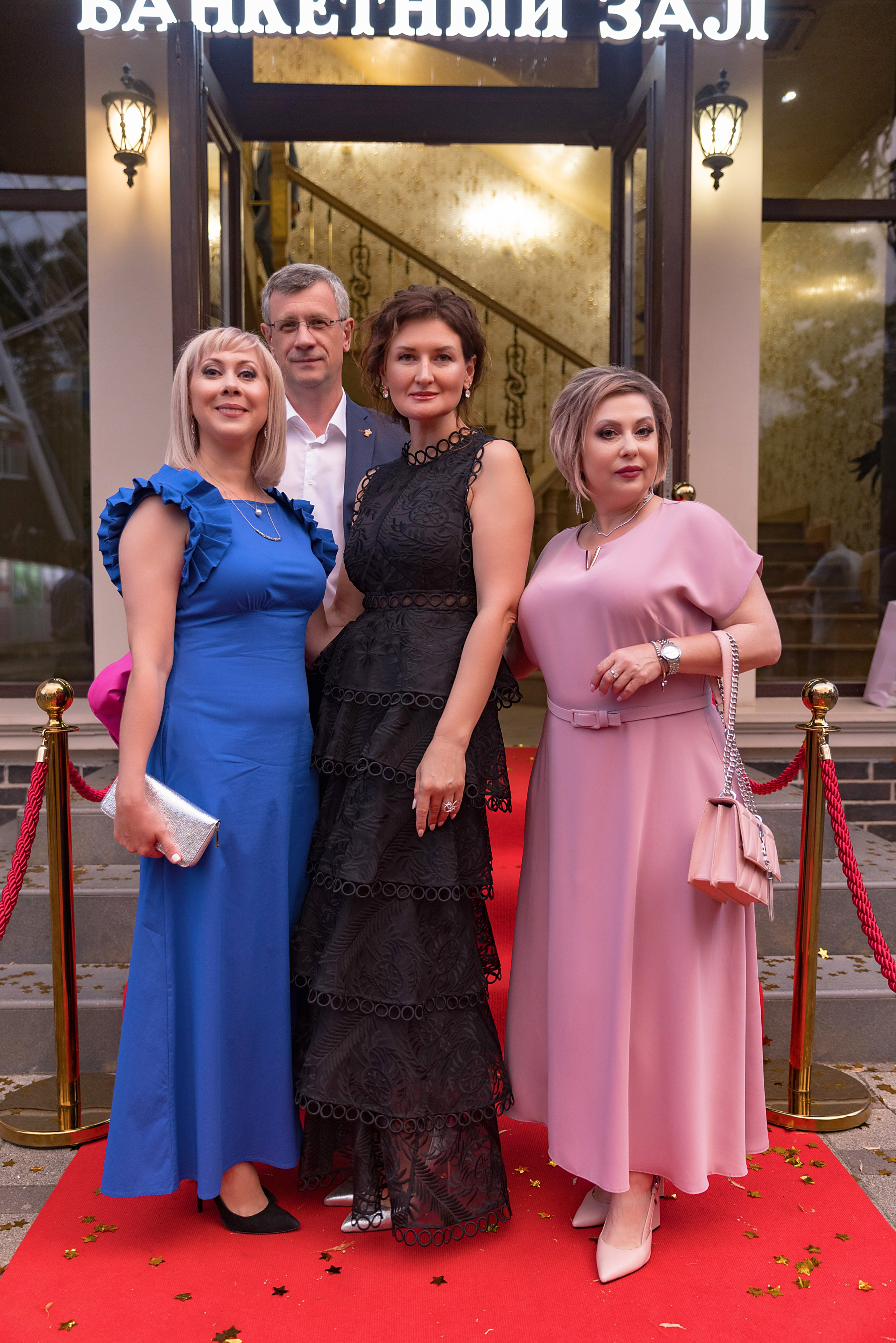 11 класс 48 лицей. Фотограф и Видеограф в Краснодаре Юлия Солодченко