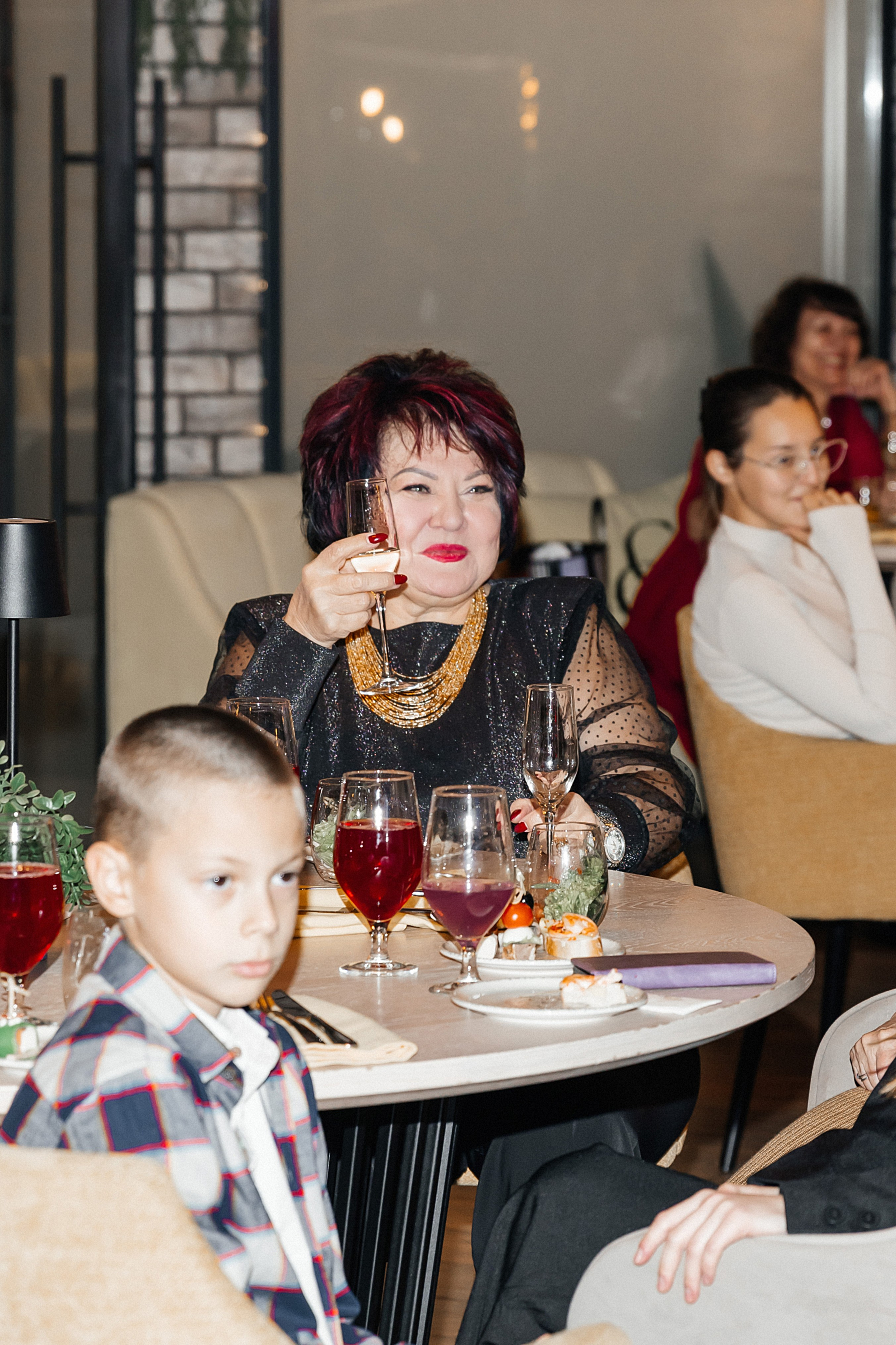 Творческий вечер «Юные таланты» в ресторане Геогранди. Фотограф и Видеограф в Краснодаре Юлия Солодченко