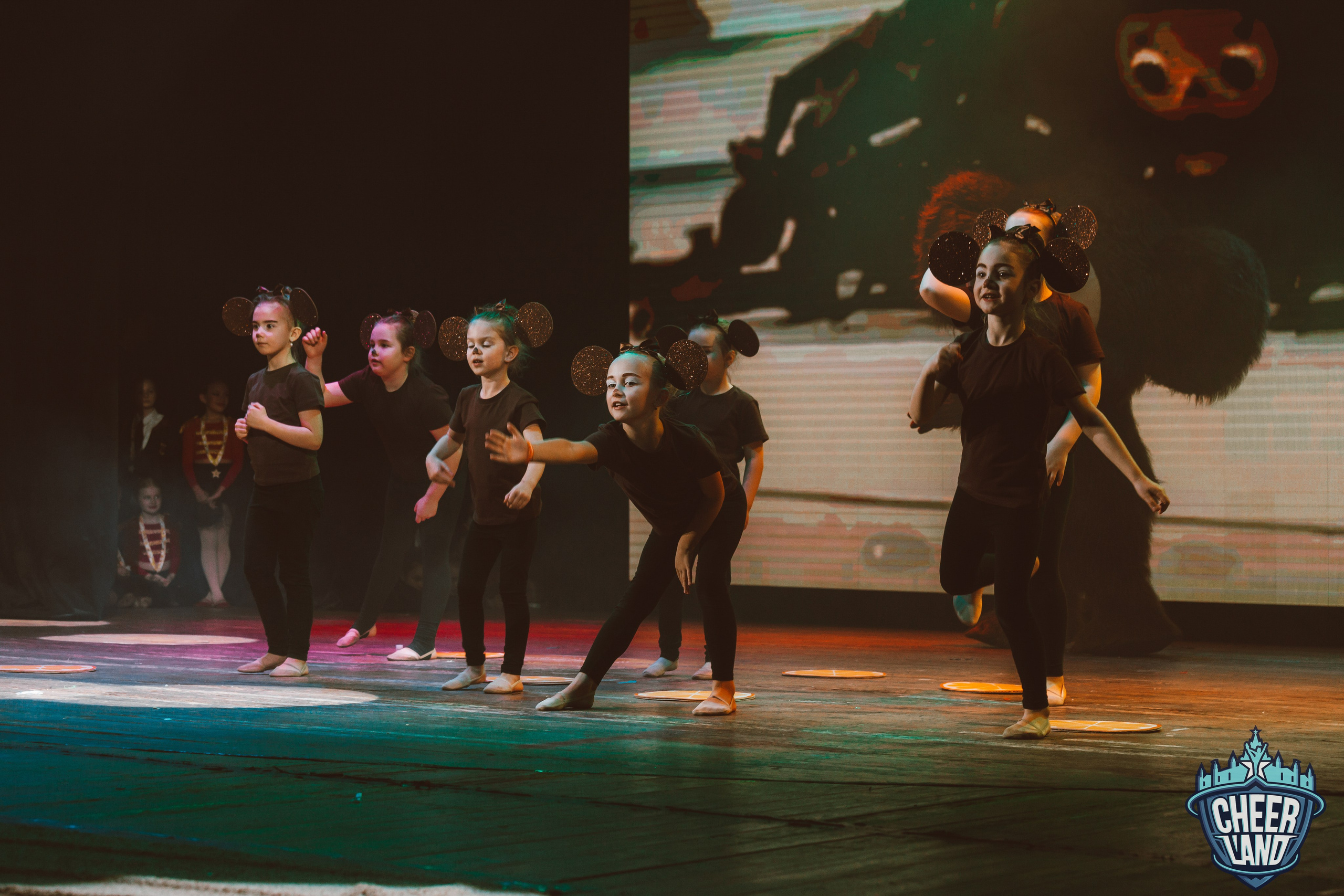 КОСМИЧЕСКОЕ НОВОГОДНЕЕ ПУТЕШЕСТВИЕ «CHEER LAND». Репортажный, семейный, свадебный, портретный фотограф