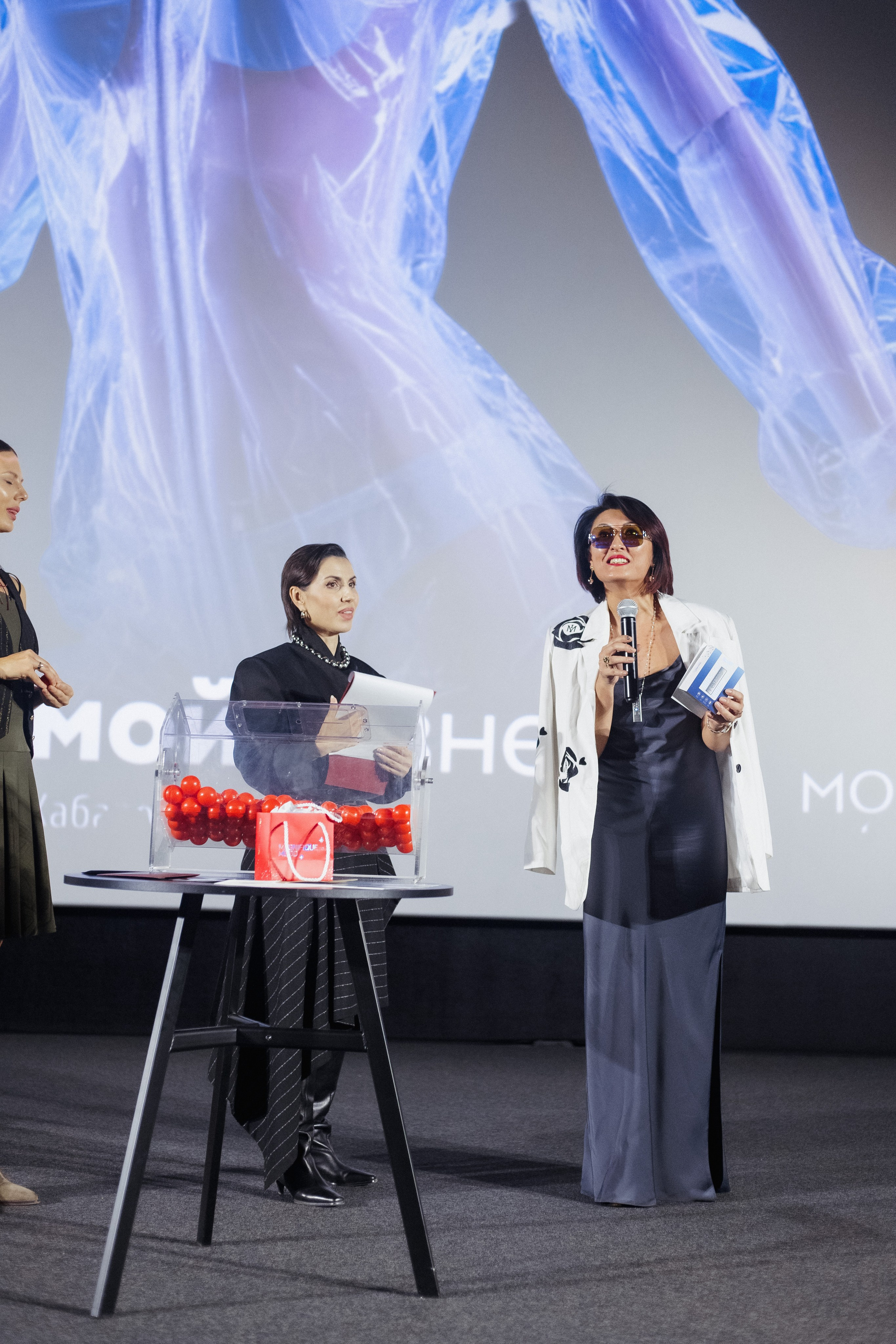 ФЭШН КОНФА. СВОИ. ФОТООТЧЕТЫ-СОБЫТИЯ-МЕСТА