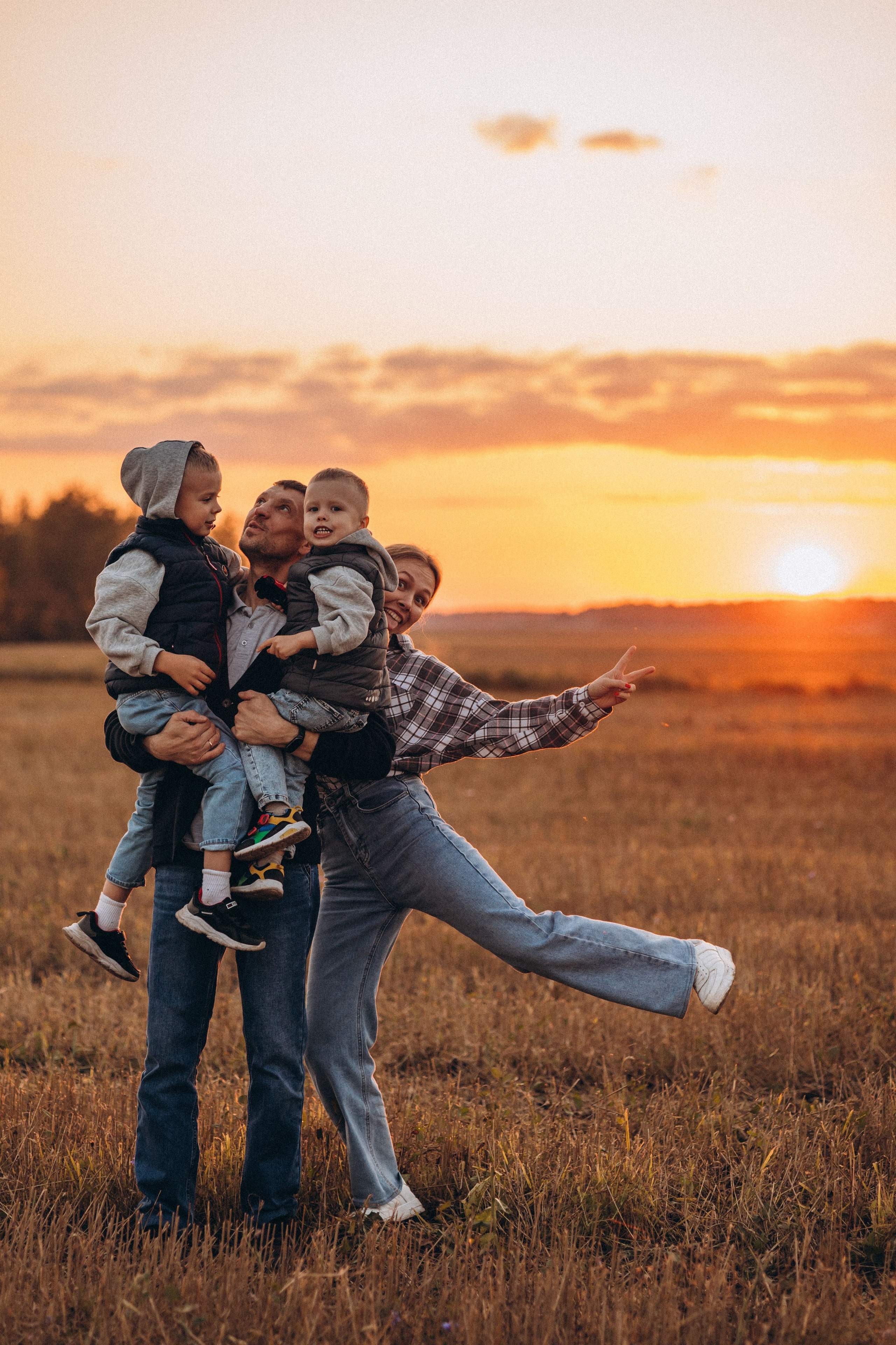 Семья Сенных. Семейный фотограф Нижневартовск Тюмень Ефимова Ирина