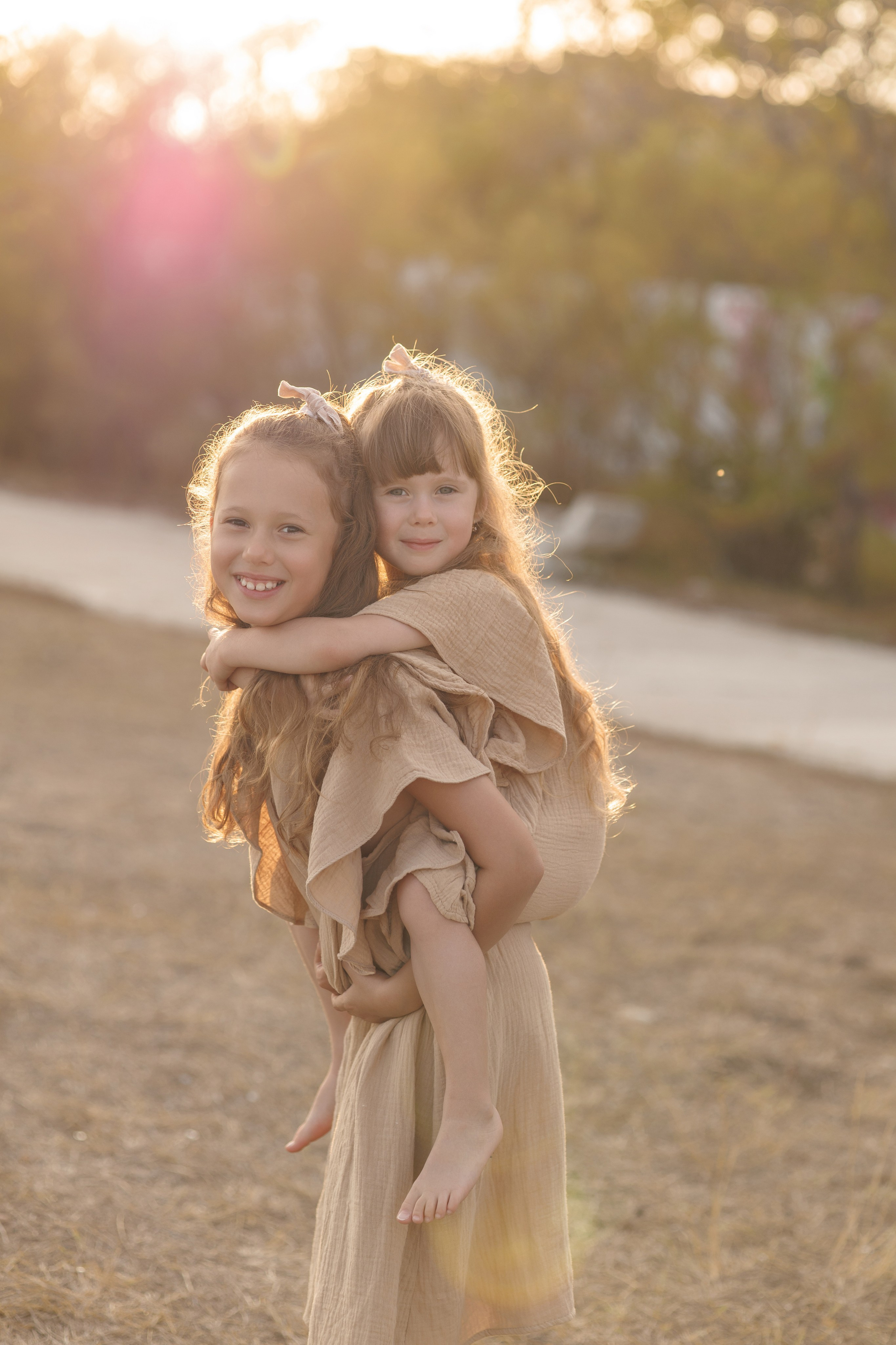 Семейная прогулка на Тонком мысу. Семейный и портретный фотограф в Геленджике Любовь Бодрова
