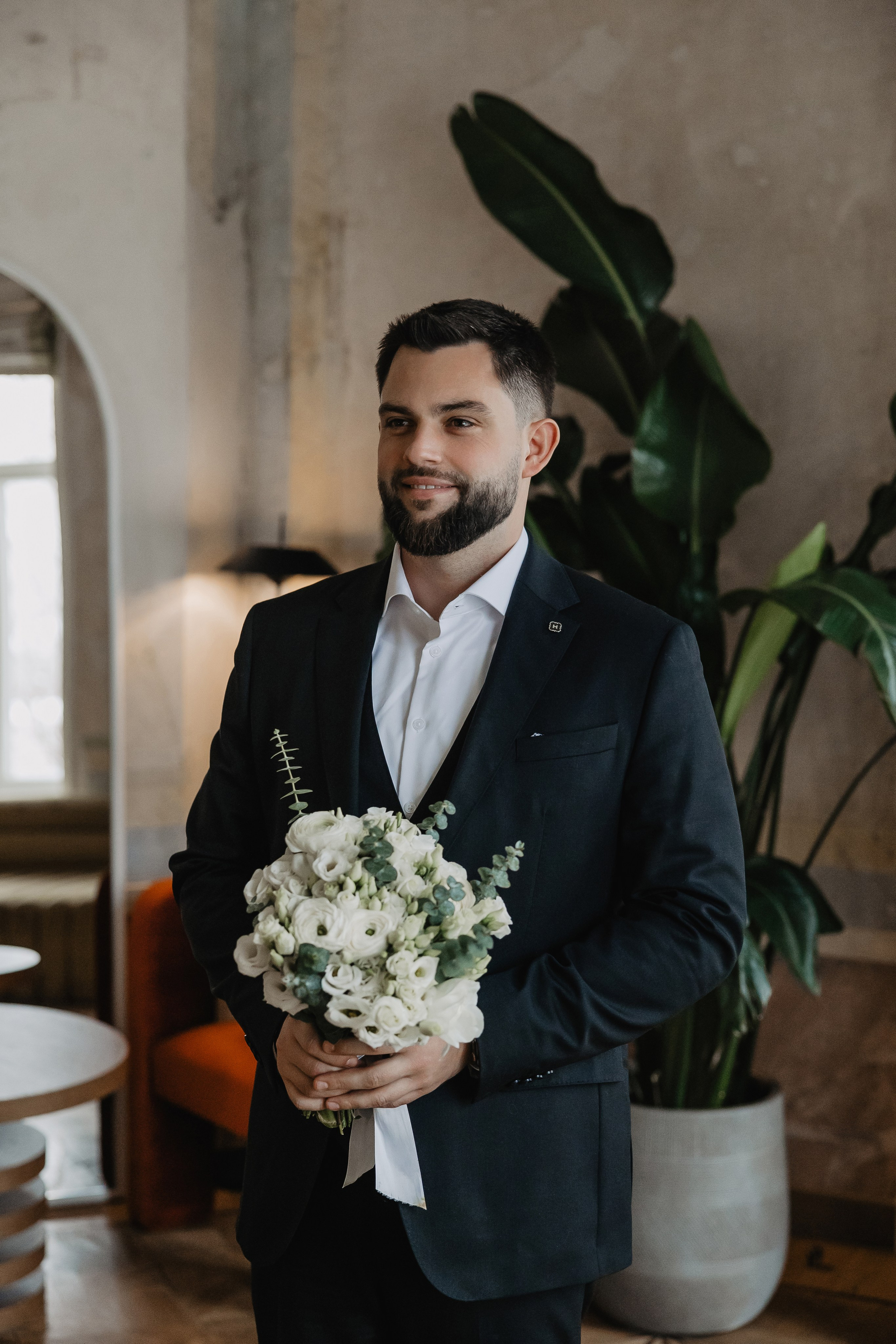 первая встреча жениха и невесты в отеле Twelve Reasons в Москве