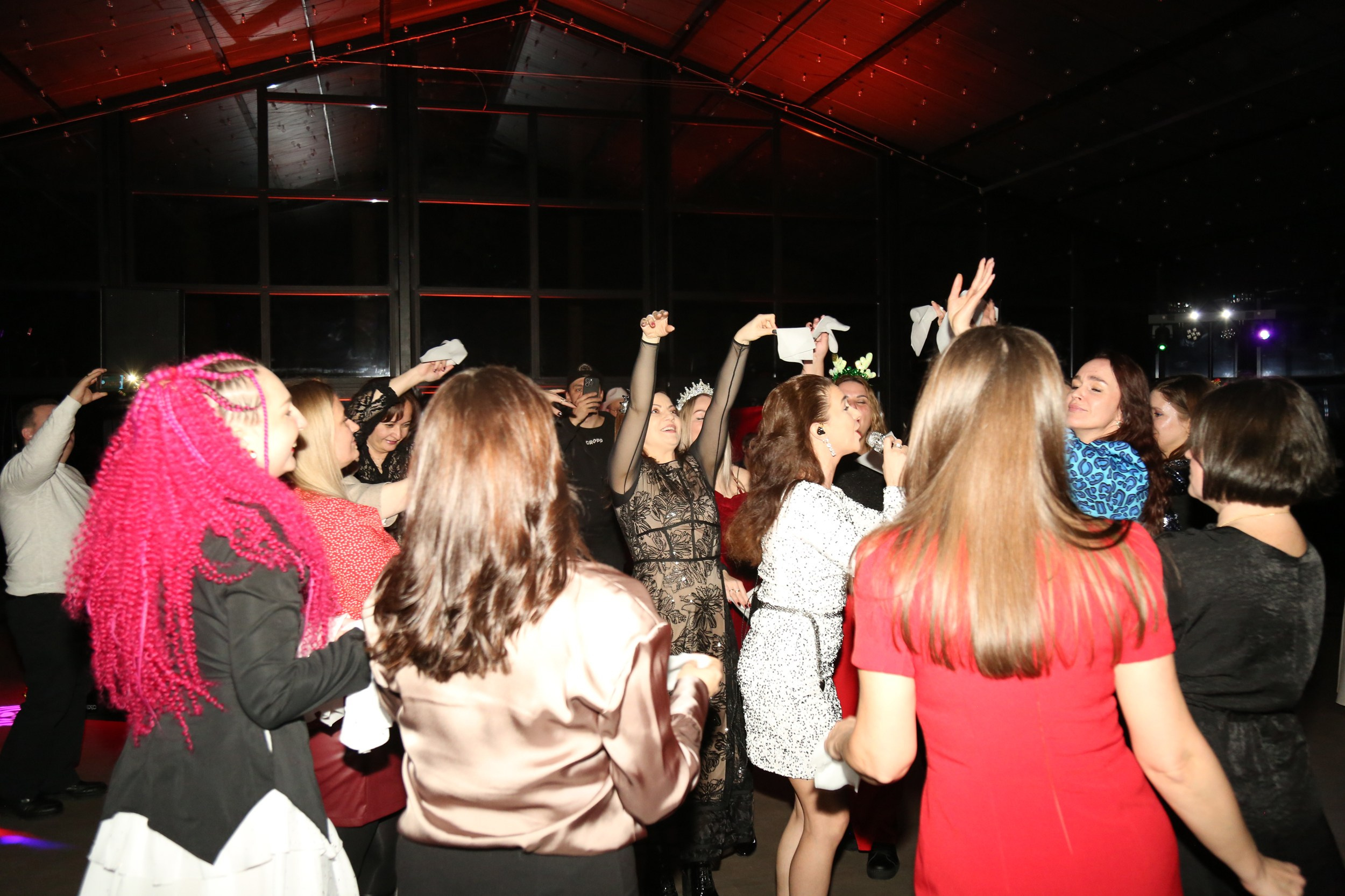 Корпоратив. Фотосессия в студии в Москве от профессионального фотографа услуги по доступным ценам