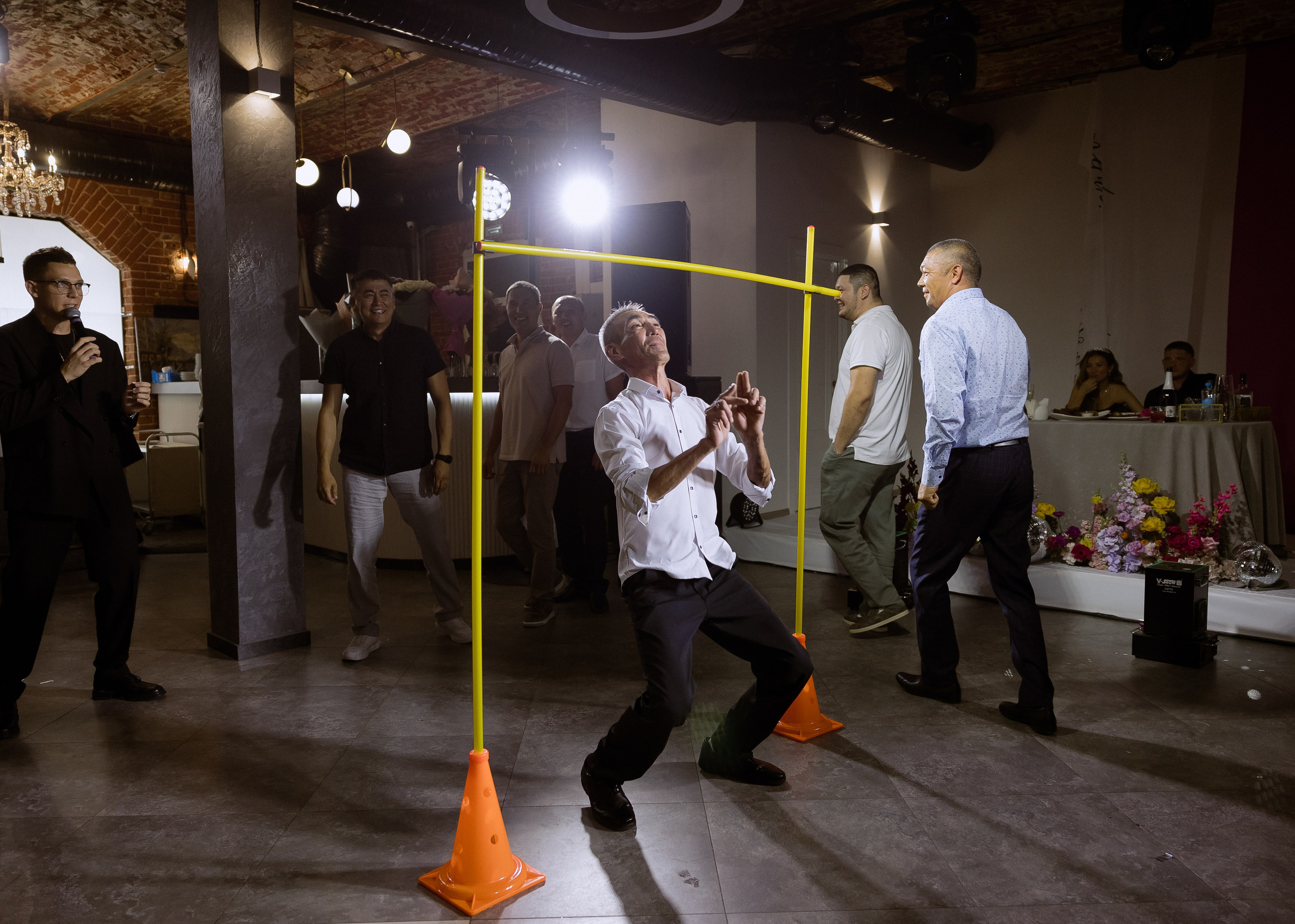 Дмитрий и Алита. Фотограф Эмиль Исякаев