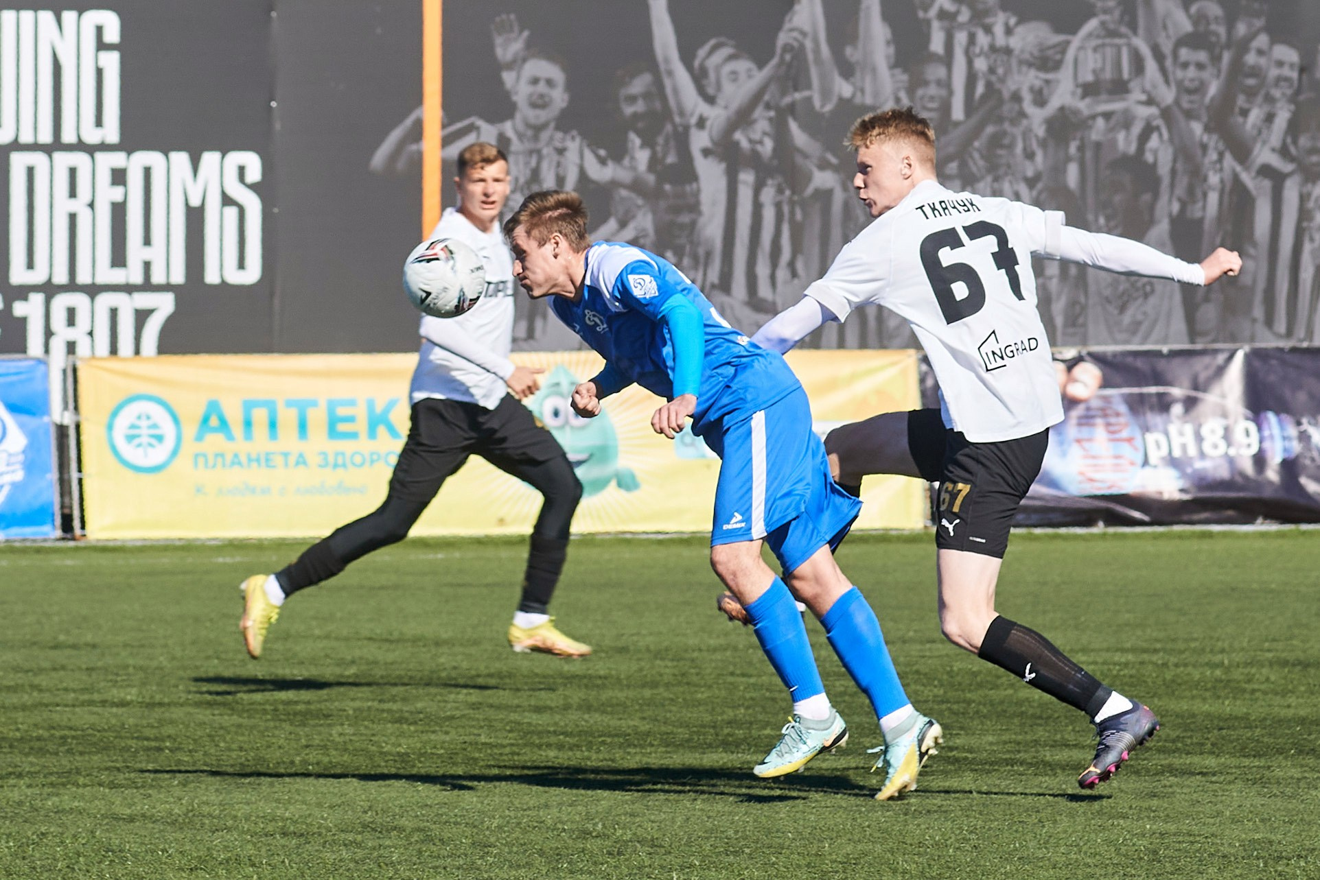 Футбольный матч вторая лига Динамо2 Зенит 2. Иван Ступа, репортажный фотограф в Санкт-Петербурге и Ленинградской области