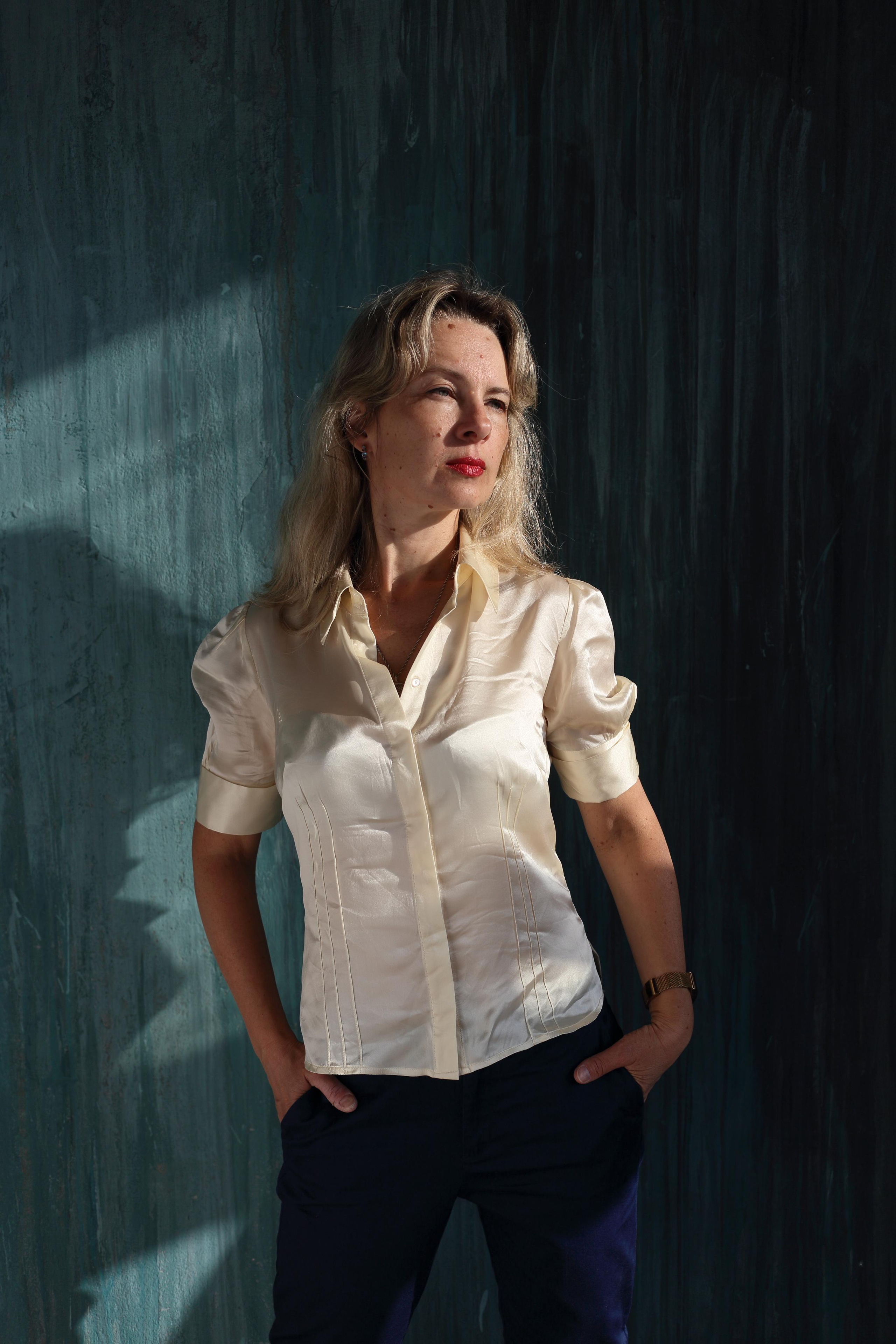 фотосессия в студии с солнечным светом