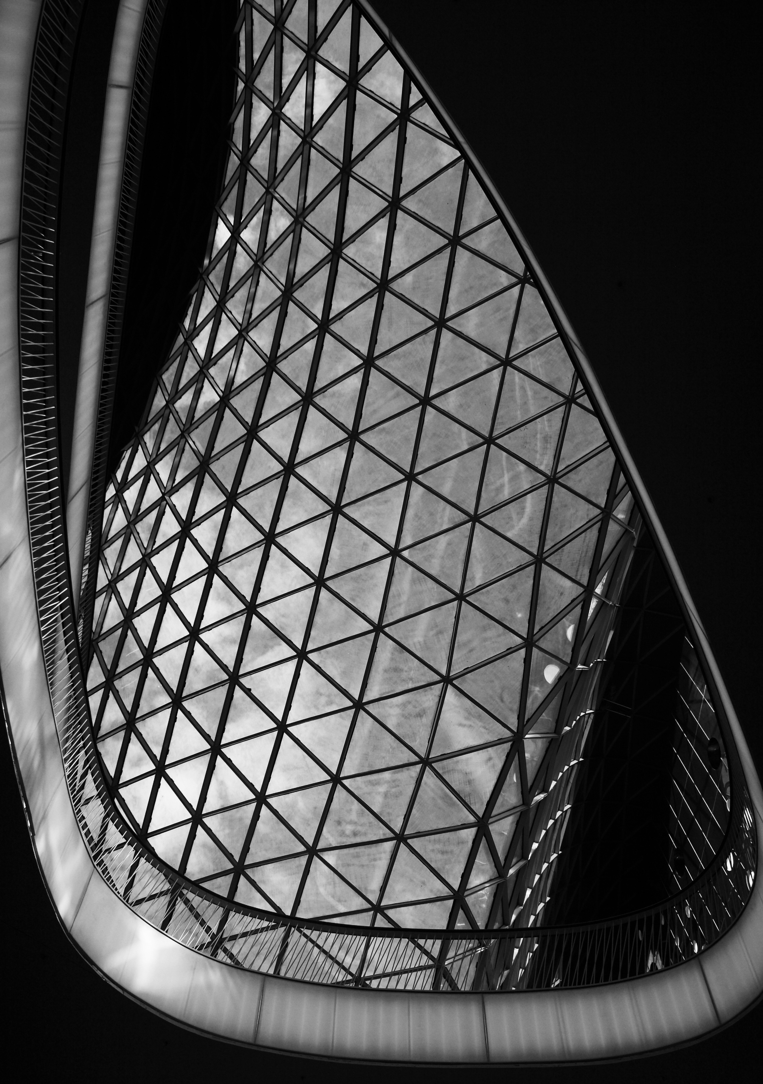 витрина в торговом центре Франкфурта-на-Майне, черно-белая фотография