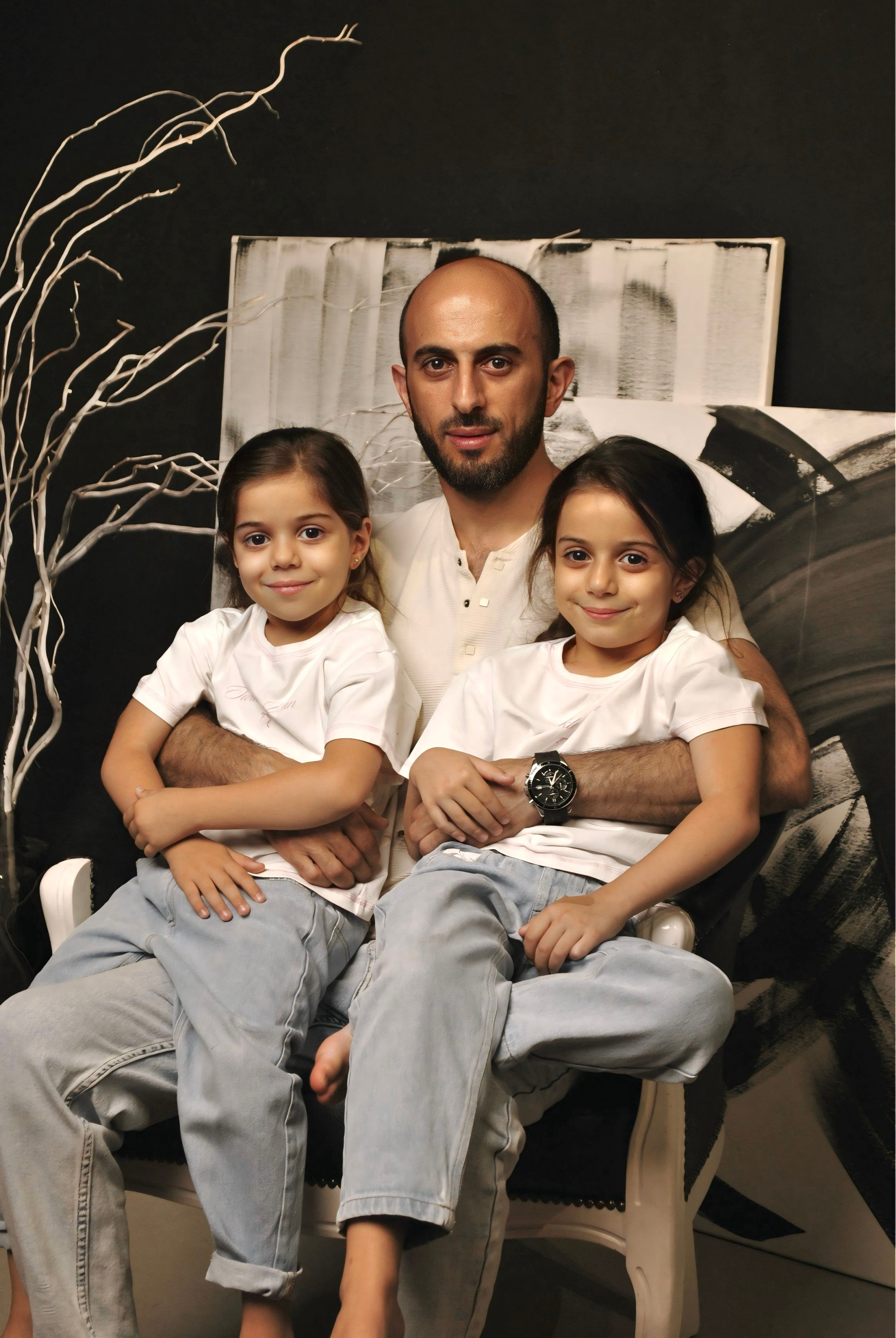 Джаваир и семья. Фотограф Мария Мусаелян