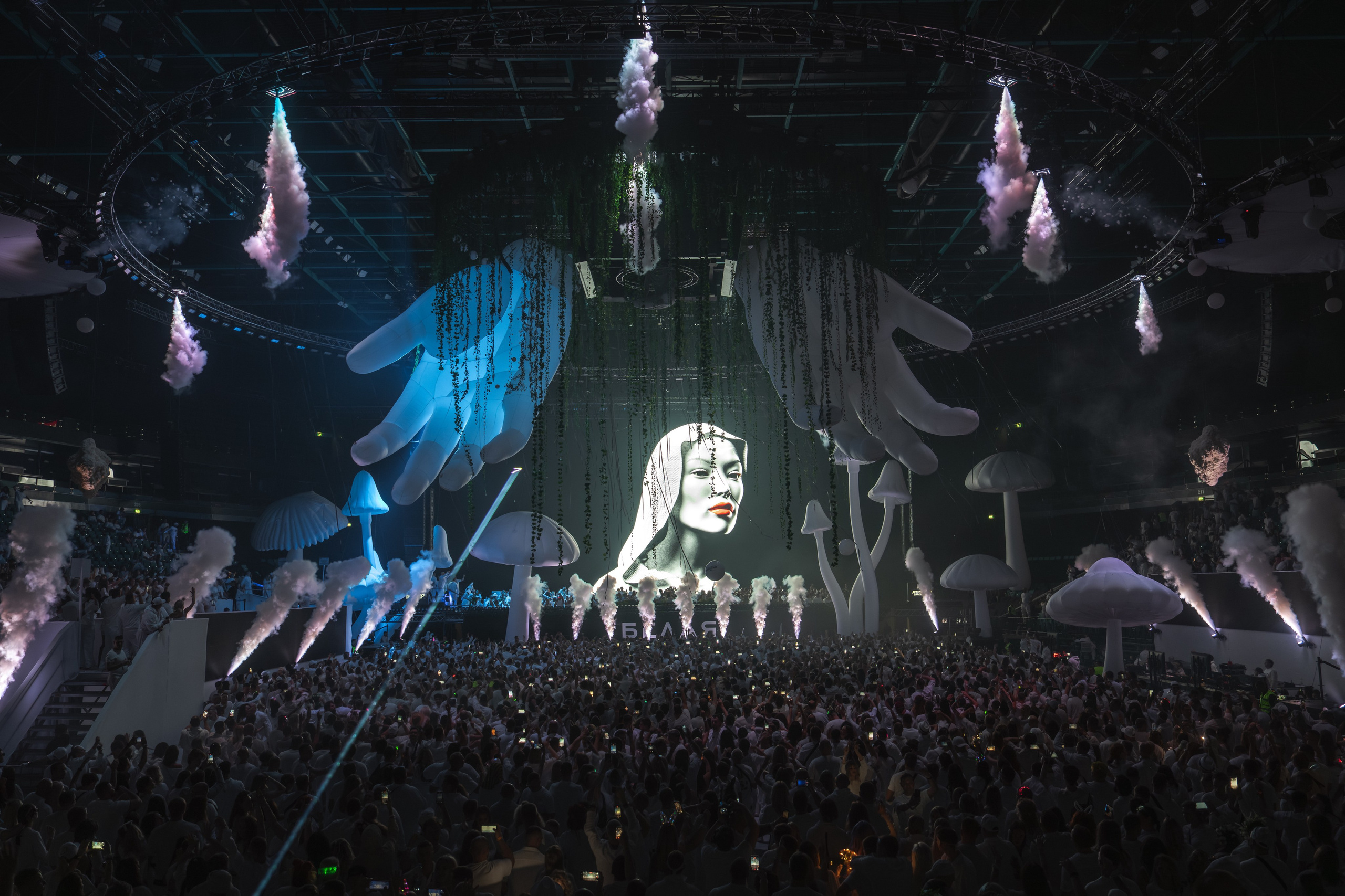 БЕЛАЯ 2025. Святослав Буньков | фотограф