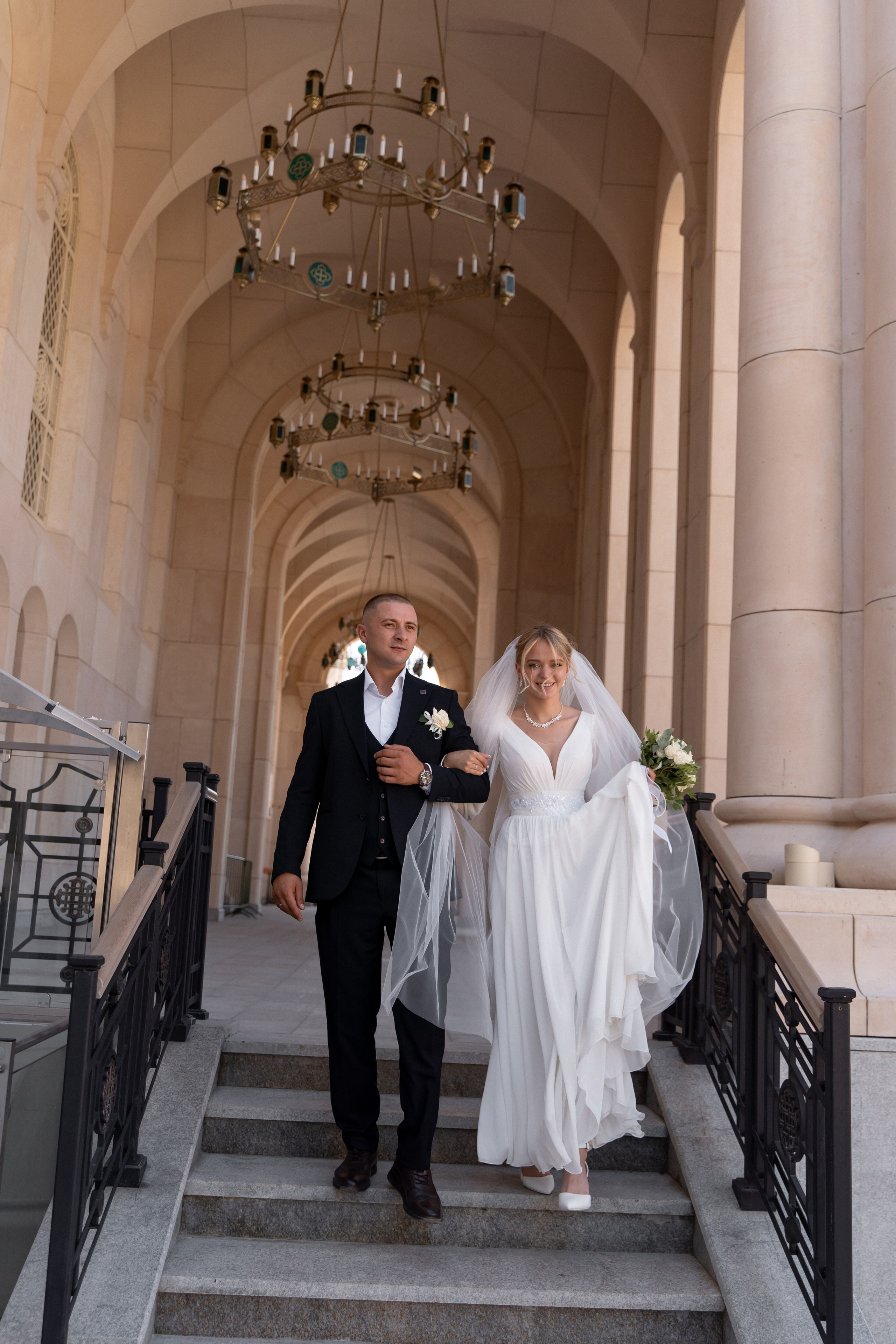 Свадебная прогулка Новый Херсонес. Свадебный и семейный фотограф в Севастополе и в Крыму