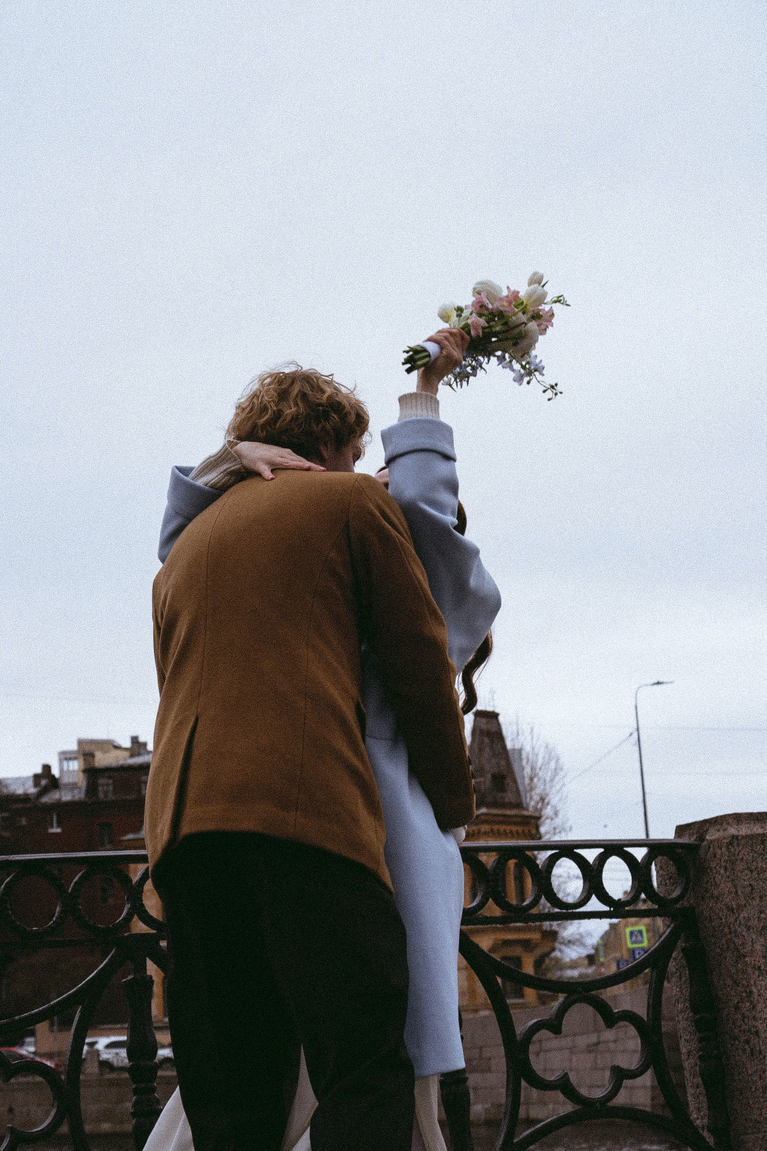 СВАДЕБНАЯ ПРОГУЛКА ПО ПЕТРОГРАДКЕ ВЕСНОЙ (ФОТОСЕССИИЯ ПАРЫ СВАДЕБНАЯ). Профессиональный фотограф, Санкт-Петербург — Виктория Богомолова