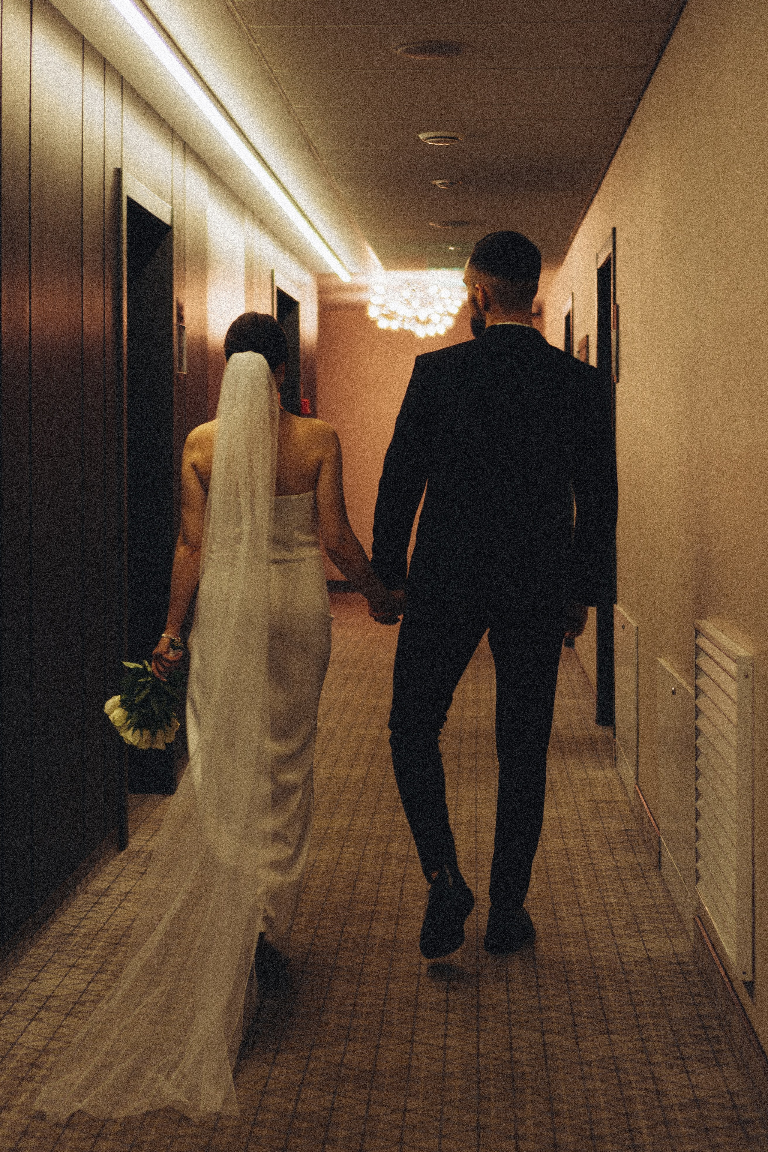 СВАДЕБНАЯ СЬЕМКА СБОРОВ ЖЕНИХА И НЕВЕСТЫ В ОТЕЛЕ И ТАКЖЕ ФОТОСЕССИИЯ В ОТЕЛЕЕ МЕГАПОЛИС БРЯНСК. Профессиональный фотограф, Санкт-Петербург — Виктория Богомолова