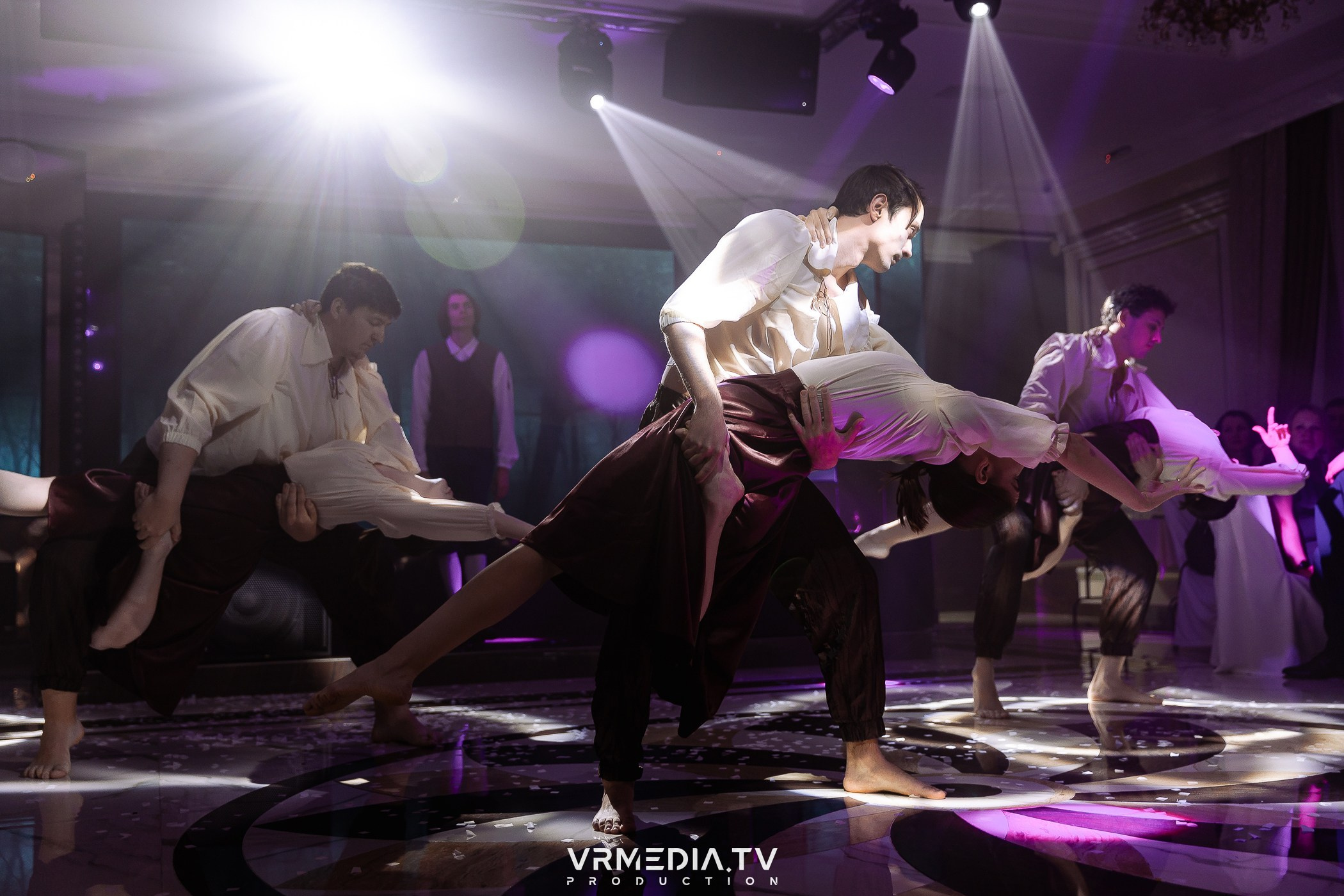 Новогодний вечер в ресторане «Лазурный Берег»