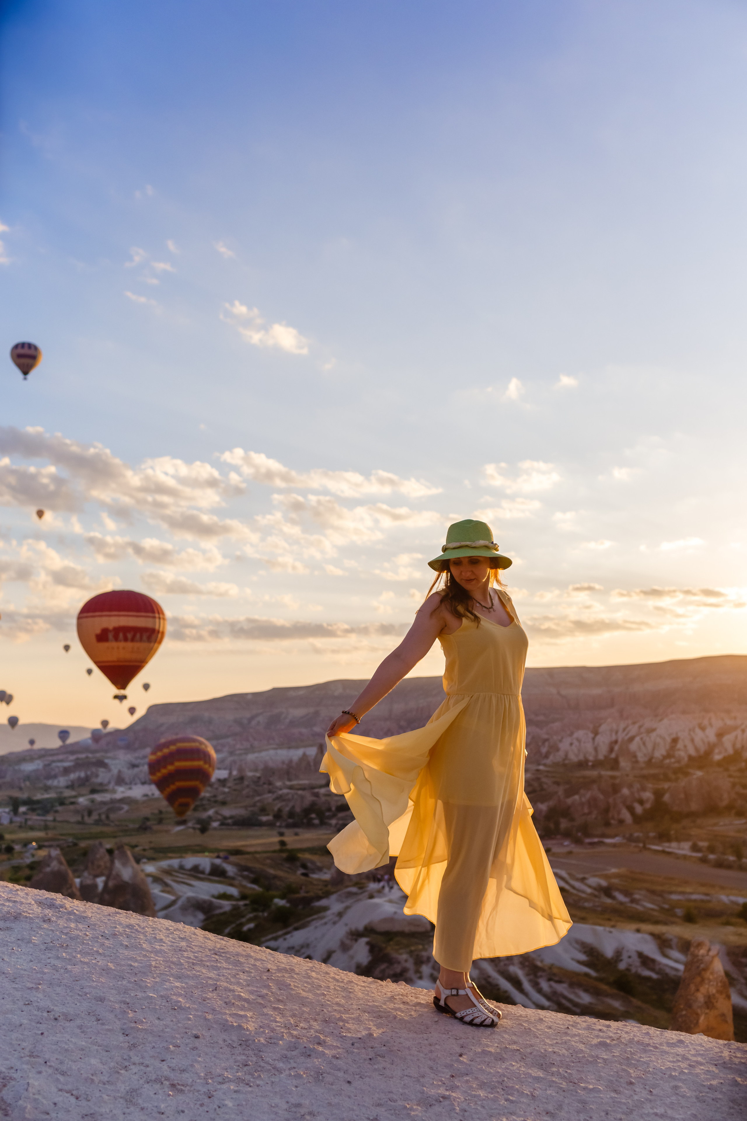 Beautiful morning in Cappadocia. Professional family and children’s photographer in Izmir Irina Eron