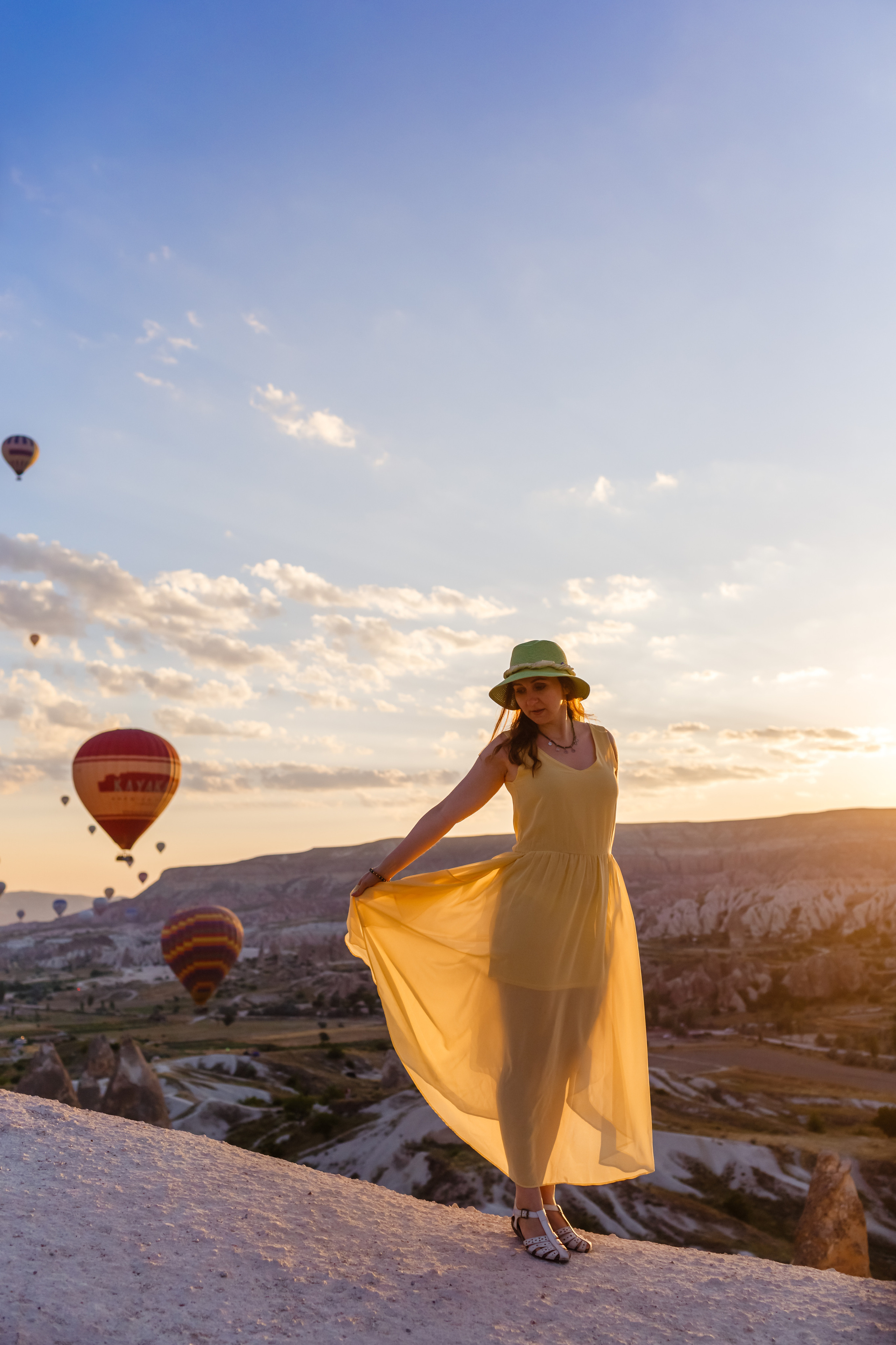 Beautiful morning in Cappadocia. Professional family and children’s photographer in Izmir Irina Eron