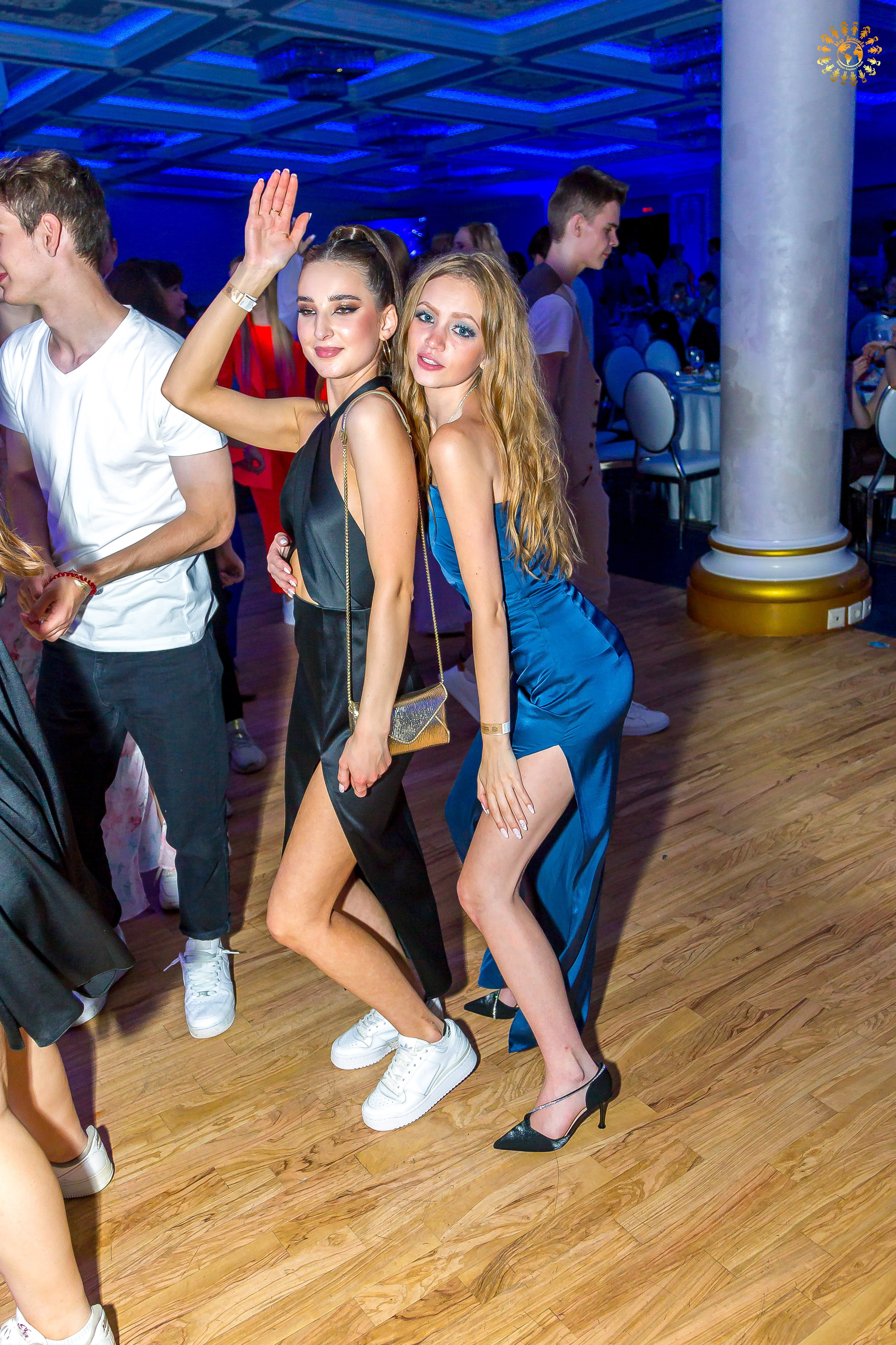 Выпускной 2023 (11-е классы) Triumph City Hall Москва. Репортажная съемка в Москве и области. Анималистика