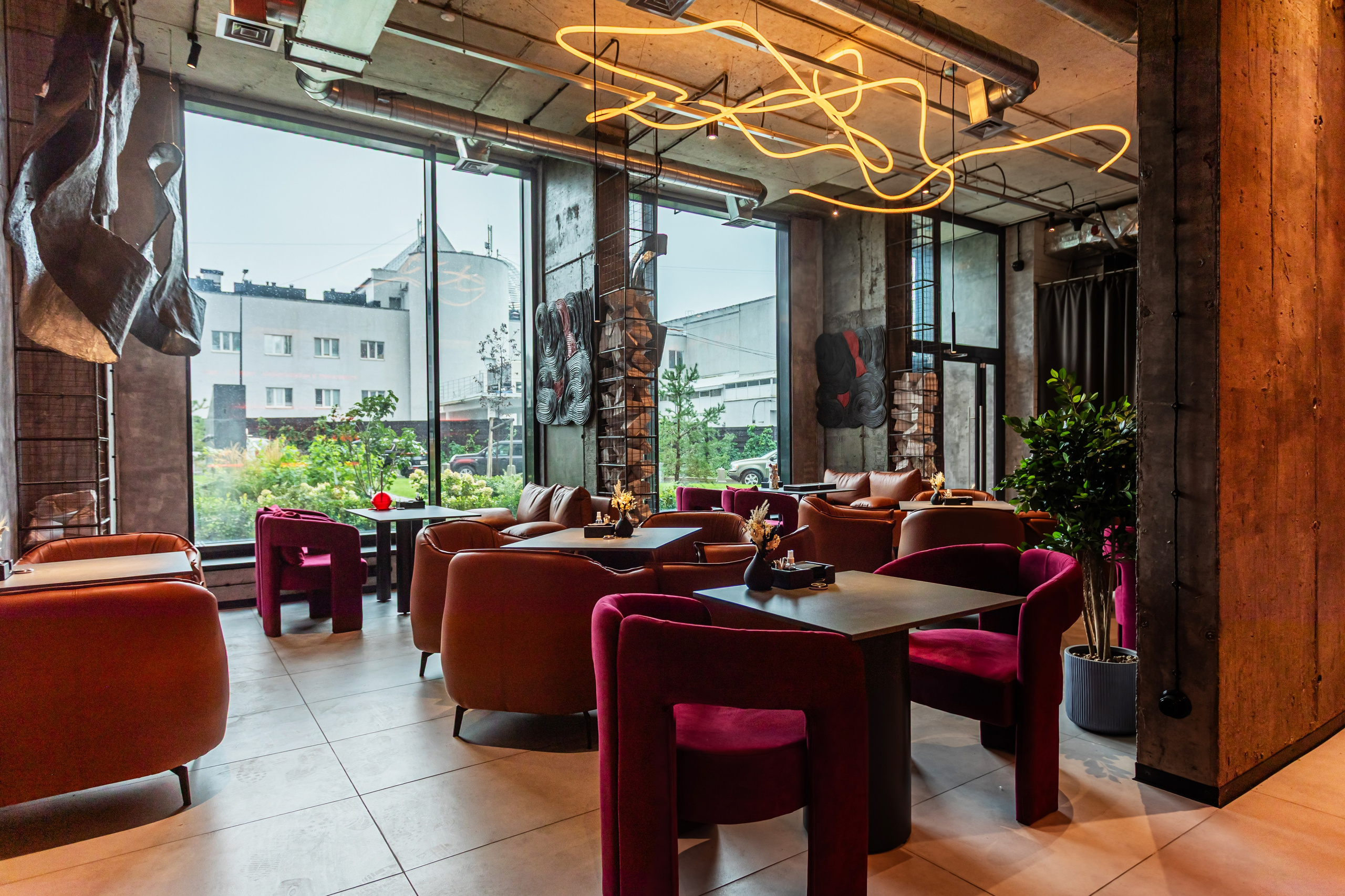 Интерьер кальянной Мята Lounge Уфа, фото Алексея Муравьёва, уютная зона отдыха с кальянами,Кальянная Мята Lounge Уфа, съёмка фотографа Алексея Муравьёва, стильный дизайн, комфортная атмосфера,Зона отдыха Мята Lounge Уфа, современные кальяны, барная стойка, фото Алексея Муравьёва,Интерьер Мята Lounge Уфа, мягкие диваны, приглушённый свет, кальяны, работа фотографа Алексея Муравьёва,Кальянная Мята Lounge Уфа, место для расслабления, общения, съёмка Алексея Муравьёва,Мята Lounge Уфа, атмосфера уюта, дыма кальянов, фото Алексея Муравьёва,Кальяны, релакс, Мята Lounge Уфа, фотография Алексея Муравьёва,Стильный лаунж, Мята Lounge Уфа, работа фотографа Алексея Муравьёва,Уютный лаунж, кальяны, Мята Lounge Уфа, фото Алексея Муравьёва,Расслабление, Мята Lounge Уфа, кальяны, комфорт, съёмка Алексея Муравьёва,Тёплая атмосфера лаунжа, Мята Lounge Уфа, мягкие кресла, дым кальянов, приятная музыка, фото Алексея Муравьёва,Расслабляющий интерьер, Мята Lounge Уфа, идеальное место для вечера, работа фотографа Алексея Муравьёва,Современная кальянная, Мята Lounge Уфа, стиль, комфорт, атмосфера, съёмка Алексея Муравьёва,Уютный лаунж-пространство, Мята Lounge Уфа, изысканные кальяны, фото Алексея Муравьёва,Мята Lounge Уфа, стиль, комфорт, дым кальянов, работа фотографа Алексея Муравьёва,Барная стойка, кальяны, лаунж, Мята Lounge Уфа, съёмка Алексея Муравьёва,Современные кальяны, интерьер, Мята Lounge Уфа, фото Алексея Муравьёва,Декор лаунжа, Мята Lounge, стильные элементы, Уфа, работа фотографа Алексея Муравьёва,Зона кальянов, Мята Lounge Уфа, уют, стиль, съёмка Алексея Муравьёва,Атмосфера лаунжа, мягкие диваны, кальяны, Мята Lounge Уфа, фото Алексея Муравьёва