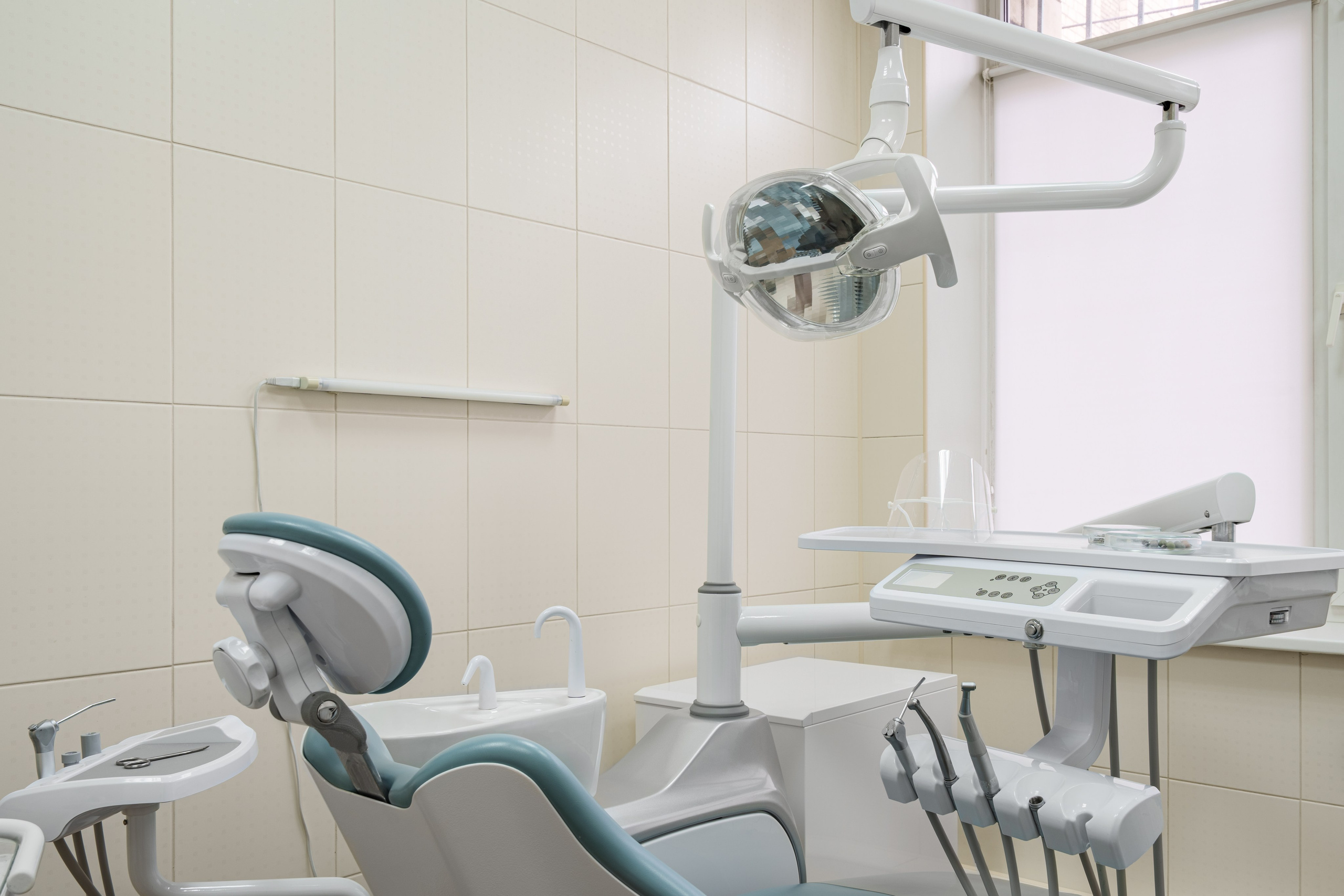 Интерьерная и контентная съемка стоматологии. Интерьерный фотограф и ретушер в Красноярске Денис Антропов