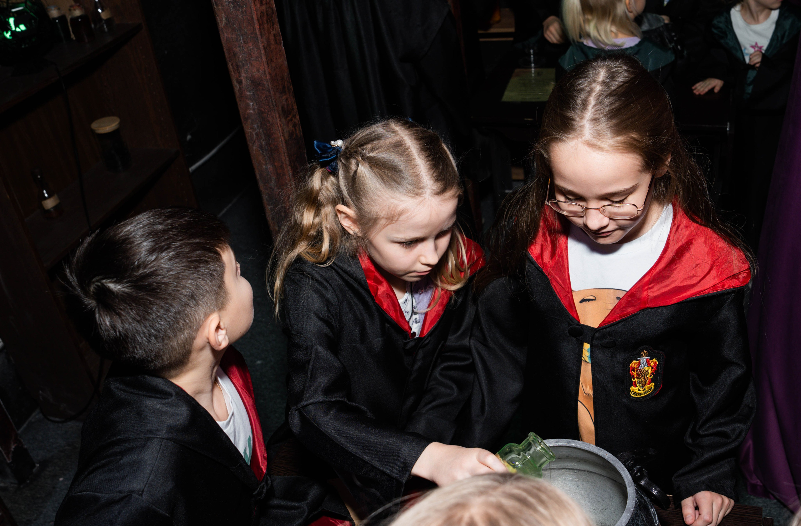 В гостях у Гарри Поттера. Крамер Юлиана детский и семейный фотограф