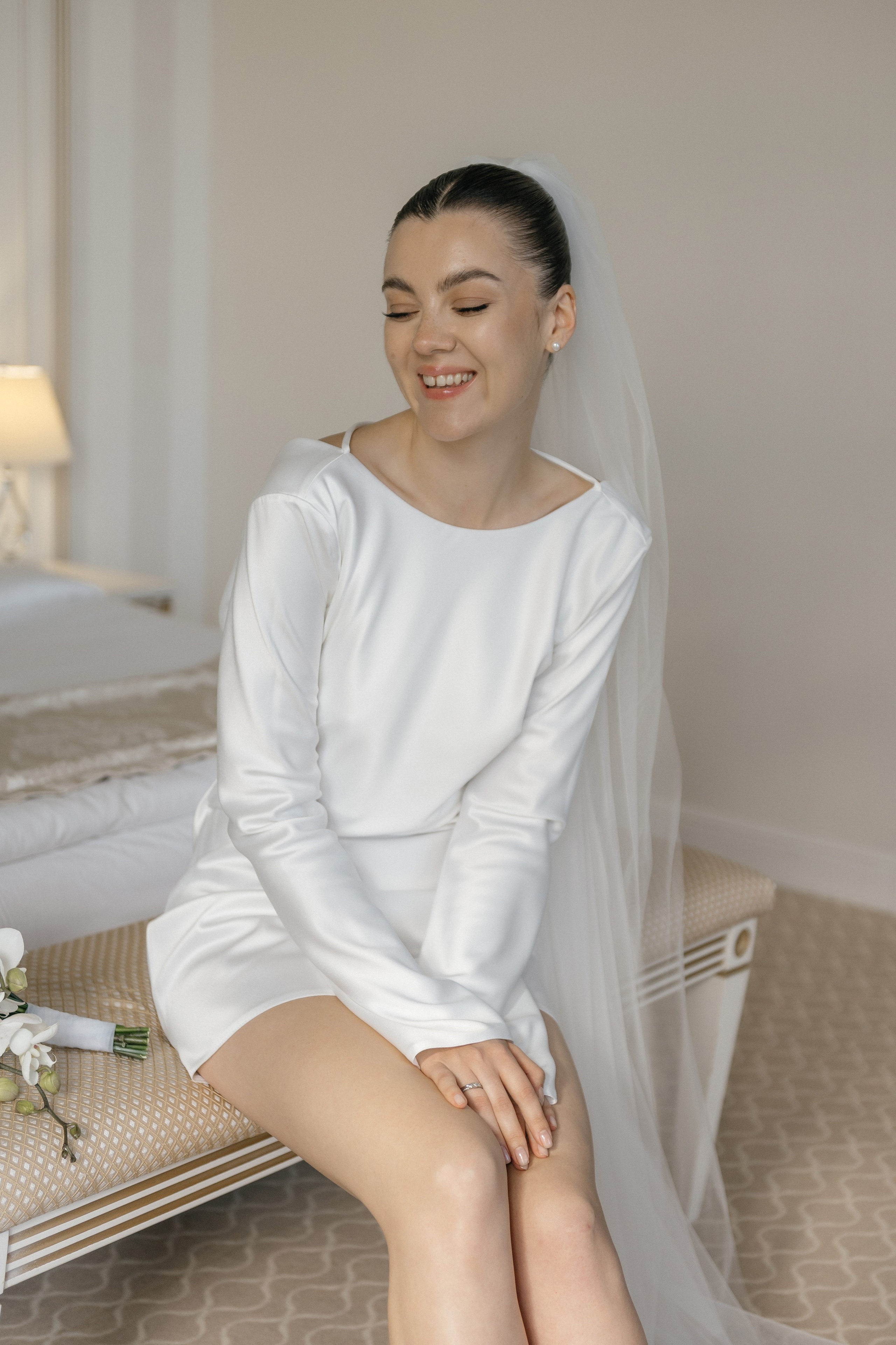 Wedding day in VERSAL PARK. Wedding PHOTOGRAPHER Andrew Vnukov