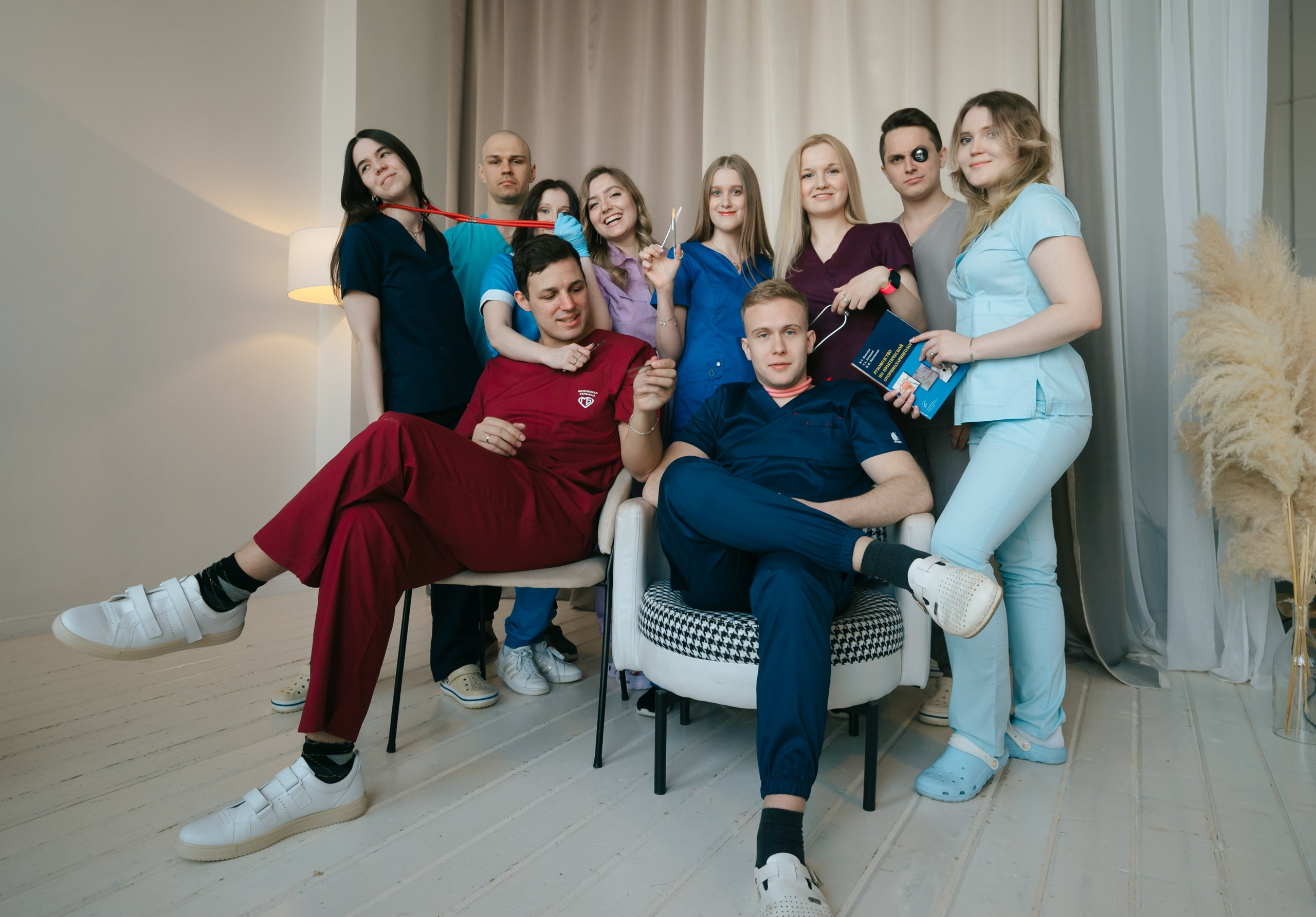 Мед выпуск. Komonev