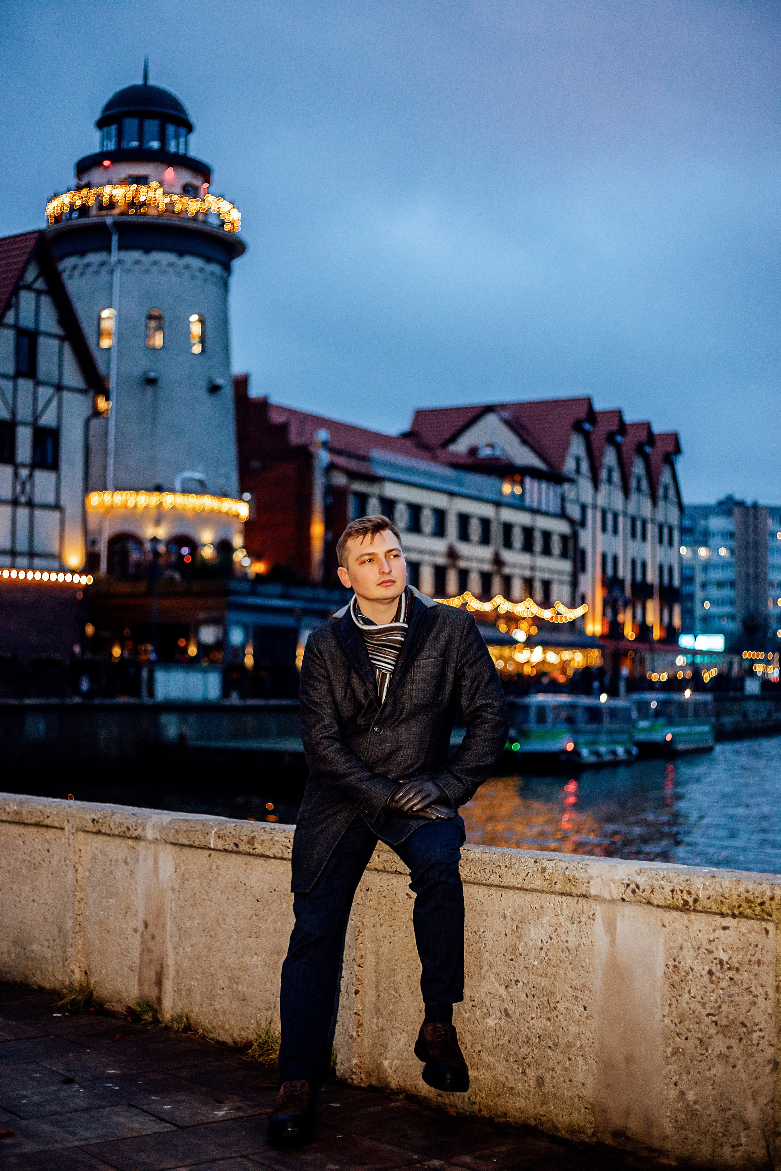 Денис. Https://malovafoto.ru