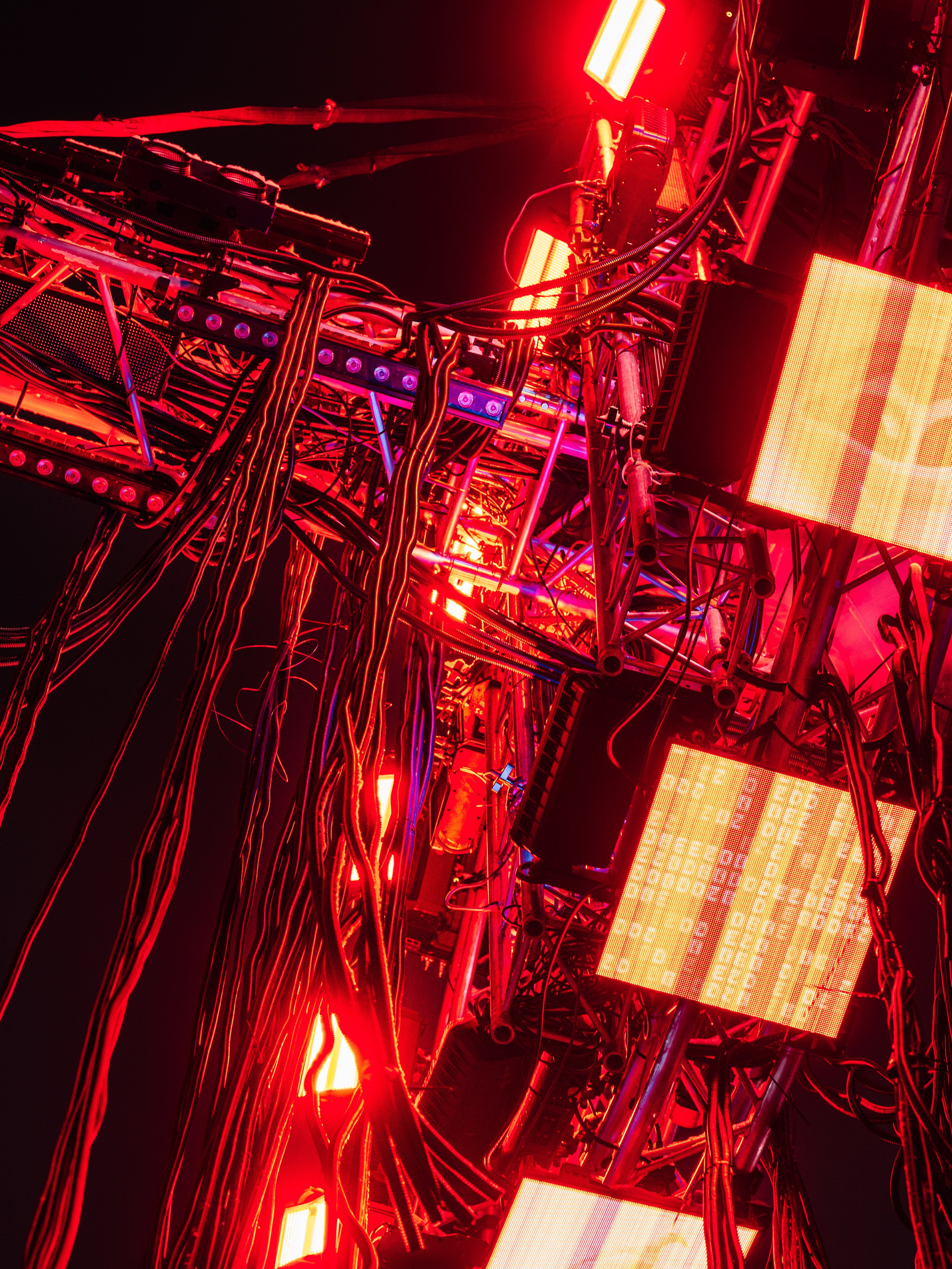 PANTERRA, POSTHUMAN ARTEFACT 003. @tomrus: Рустам Шагиморданов — фотограф