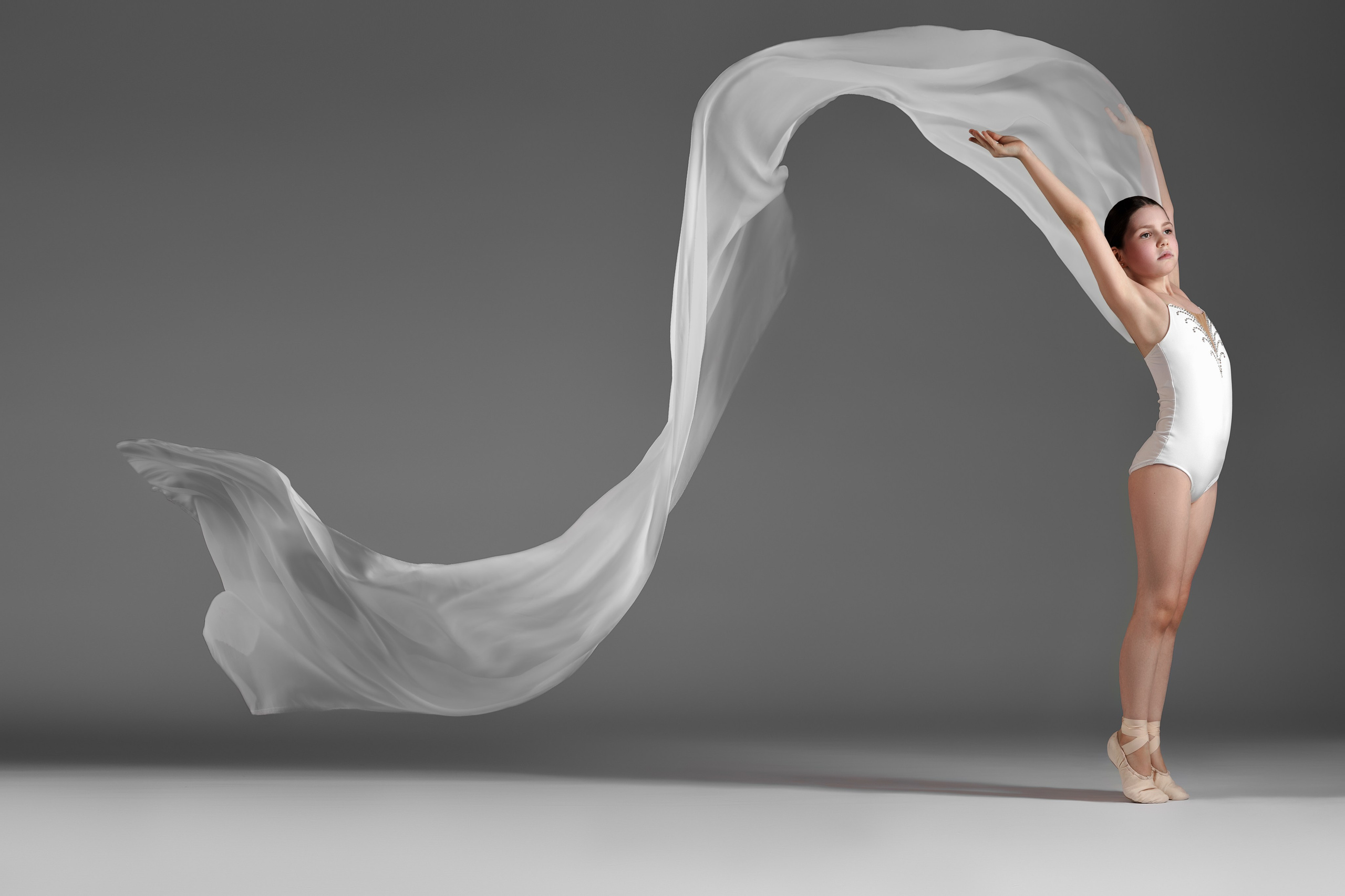 Портретная фотосессия в стиле «Минимализм»: балет и спорт. Виктория Беник