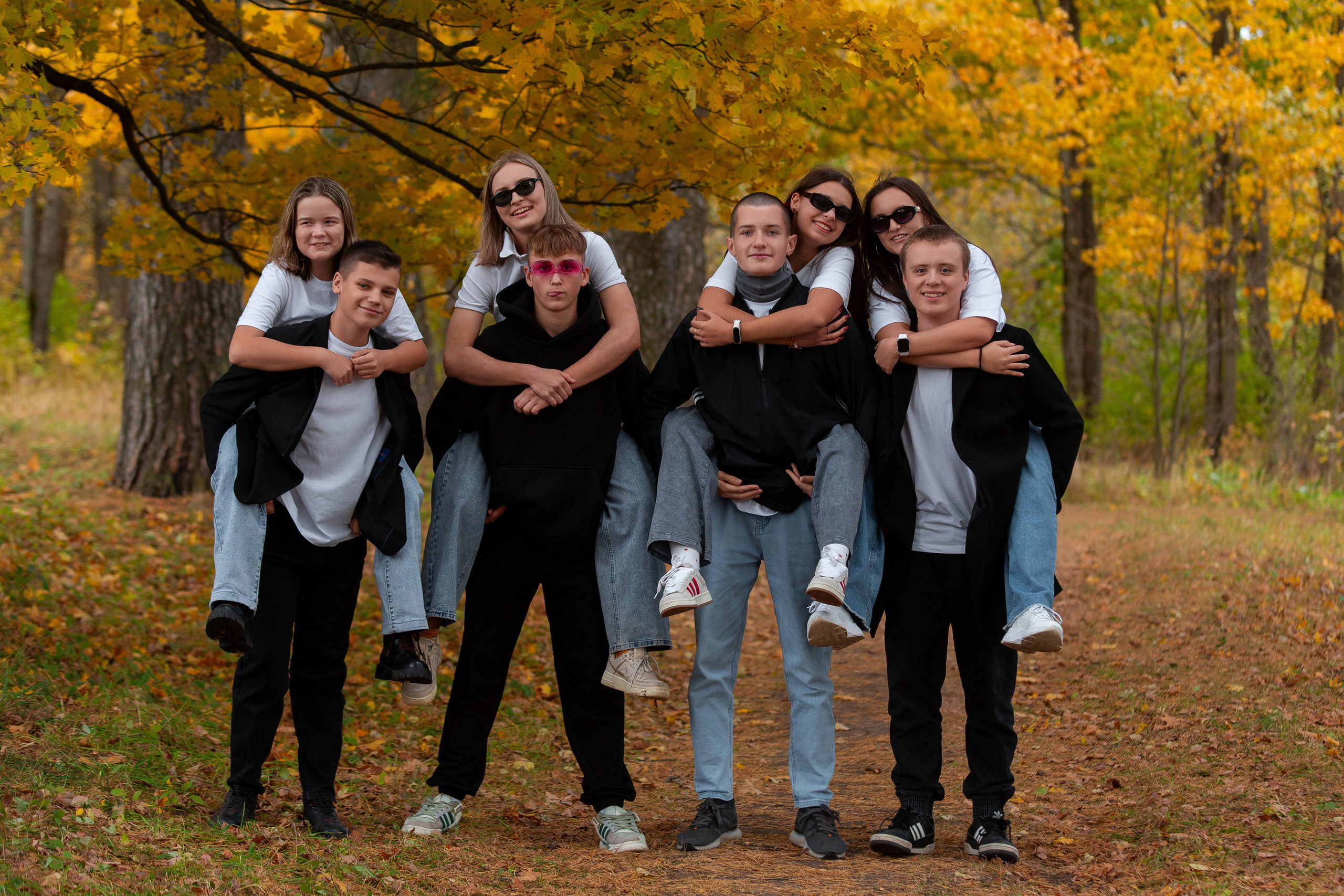 «Усадьба Шеншеных» Осенняя фотосессия для 9 класса. Профессиональный фотограф в Мценске и Орловской области