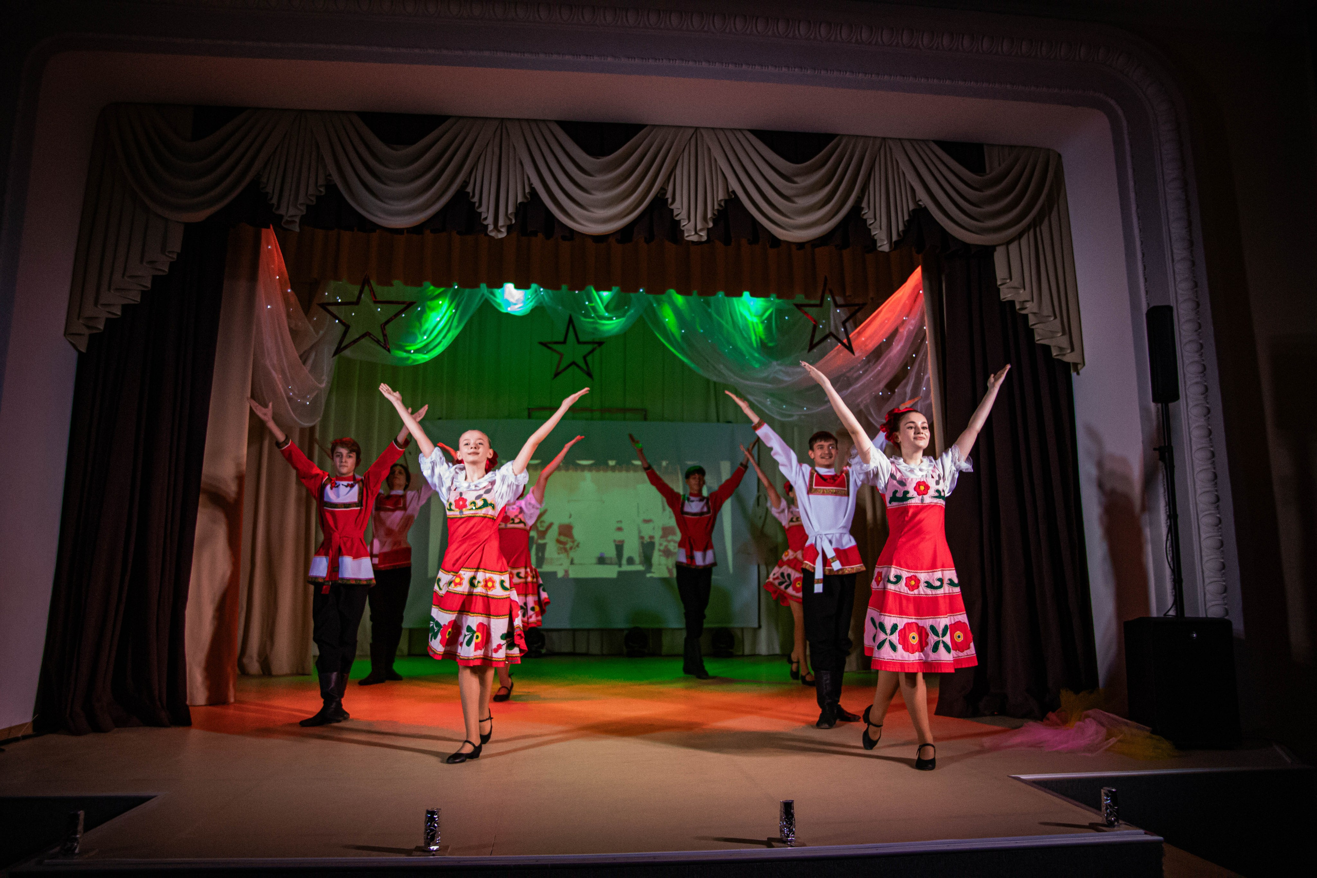 «Конфетти» Юбилейный концерт «Твори Добро». Фотограф Дарья Маташкова